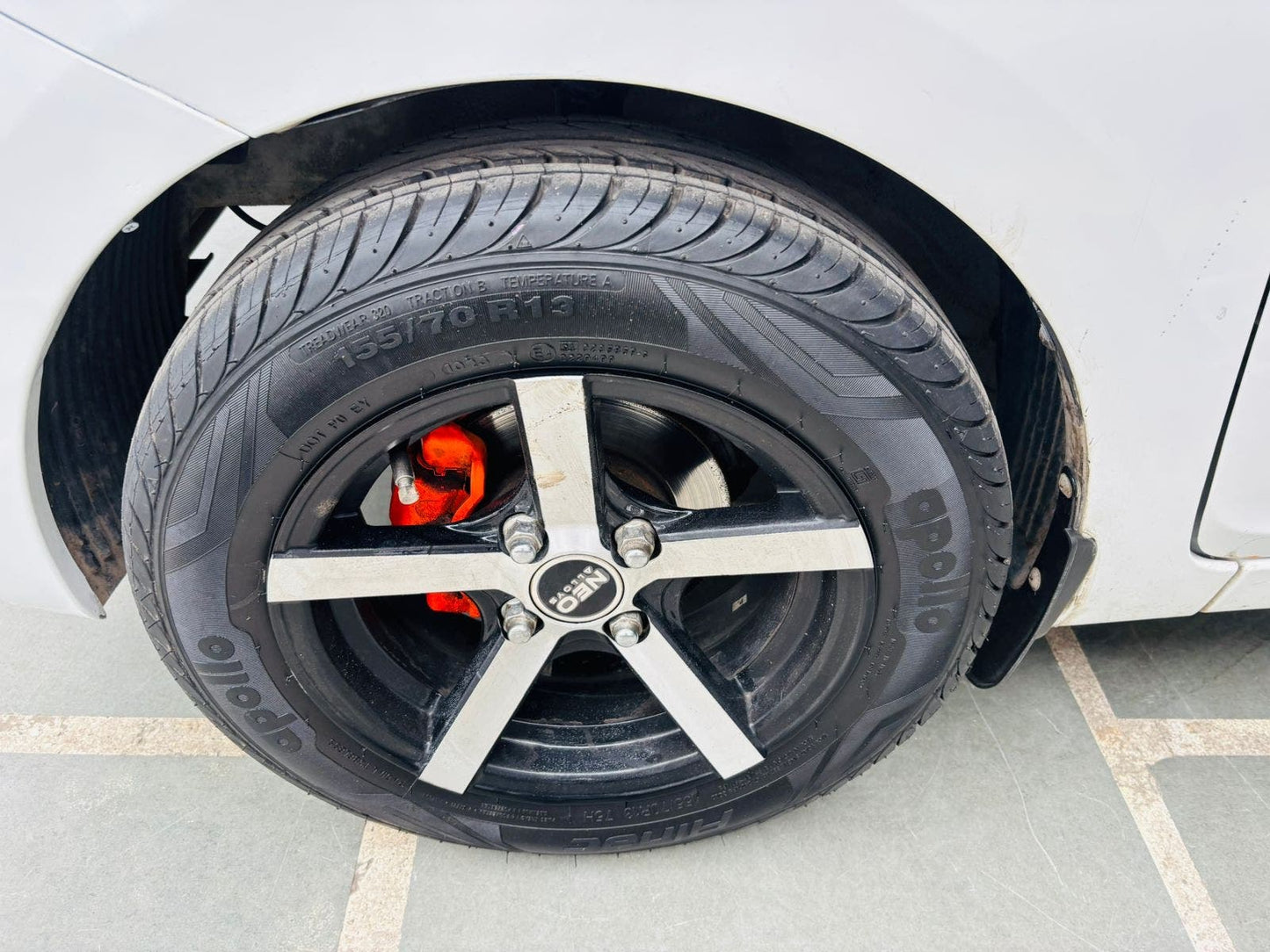 17,000 KMS HYUNDAI EON MAGNA+ PETROL (2016)