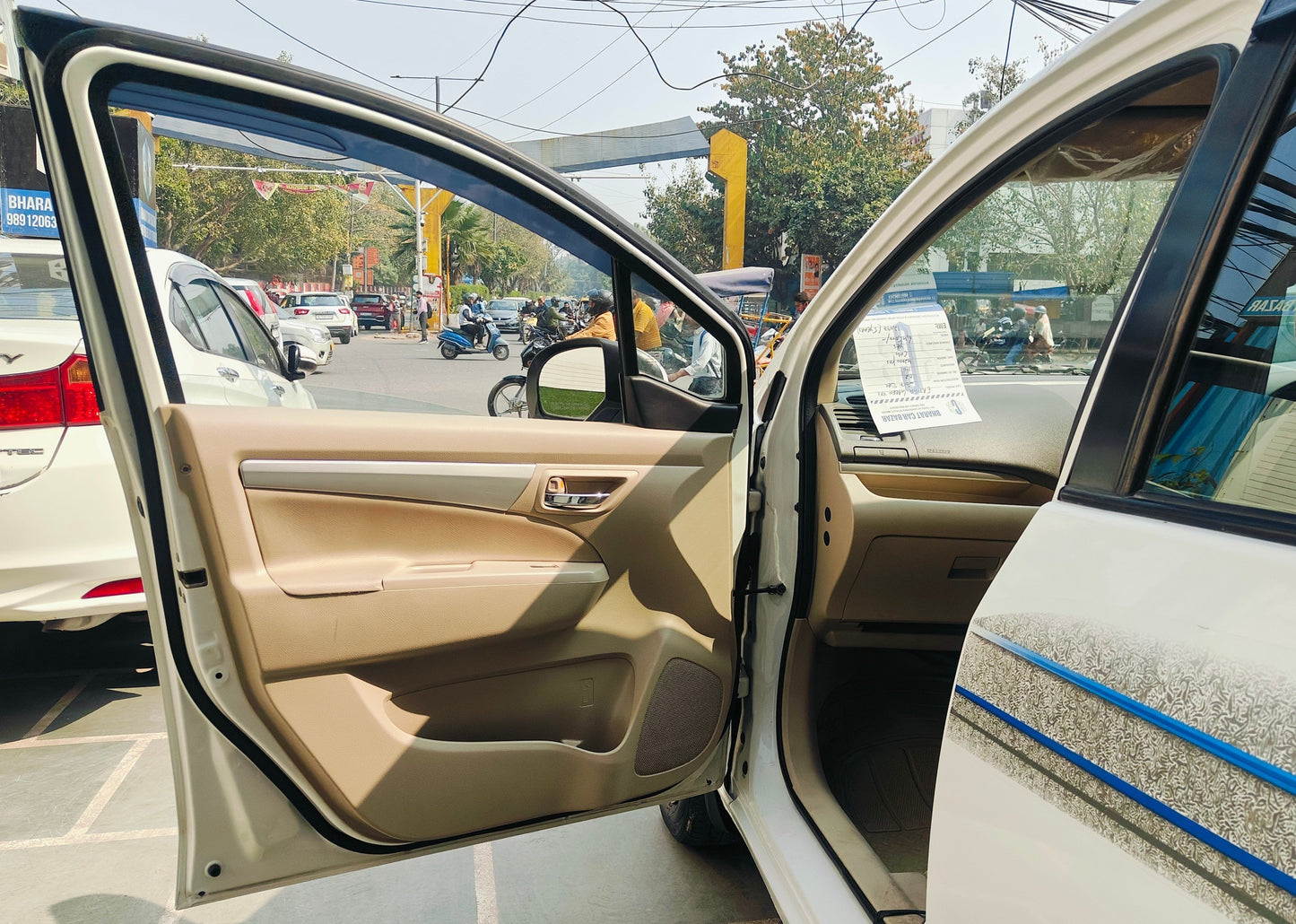 42,000 KMS MARUTI ERTIGA VXI GREEN CNG (2017)