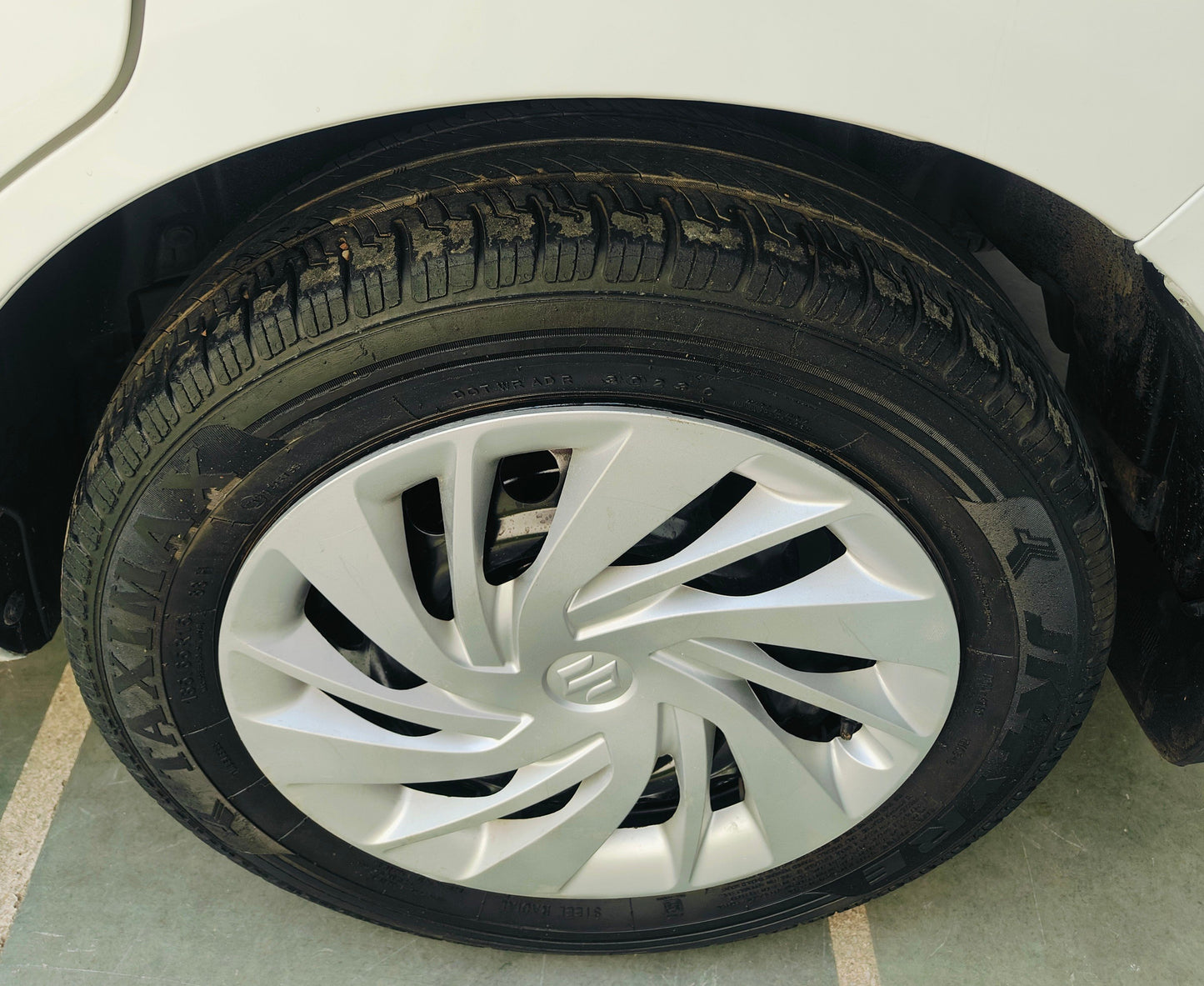 42,000 KMS MARUTI ERTIGA VXI GREEN CNG (2017)