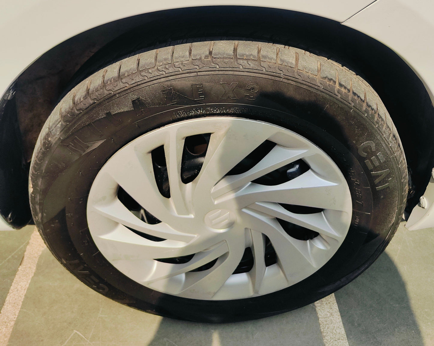 42,000 KMS MARUTI ERTIGA VXI GREEN CNG (2017)