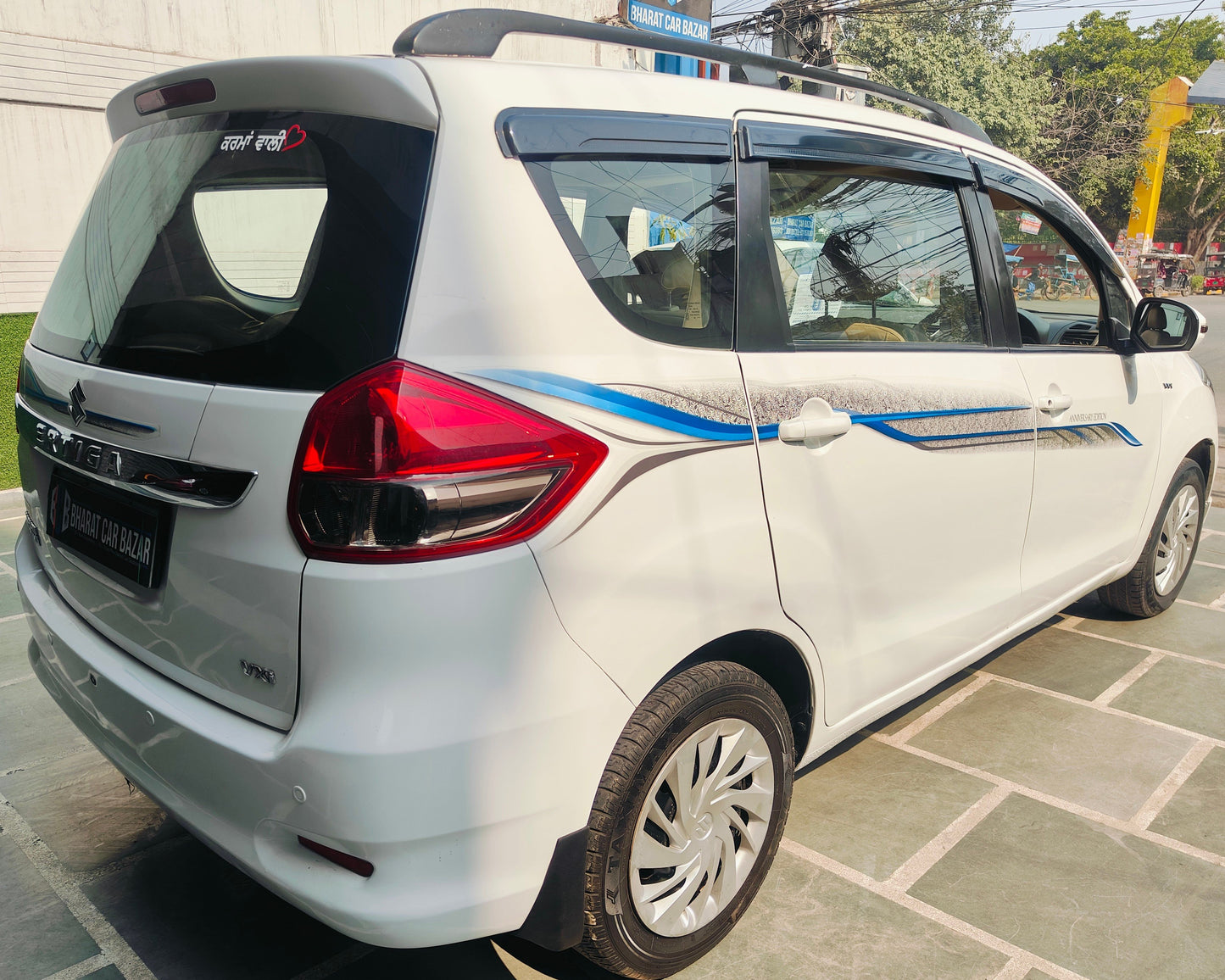 42,000 KMS MARUTI ERTIGA VXI GREEN CNG (2017)