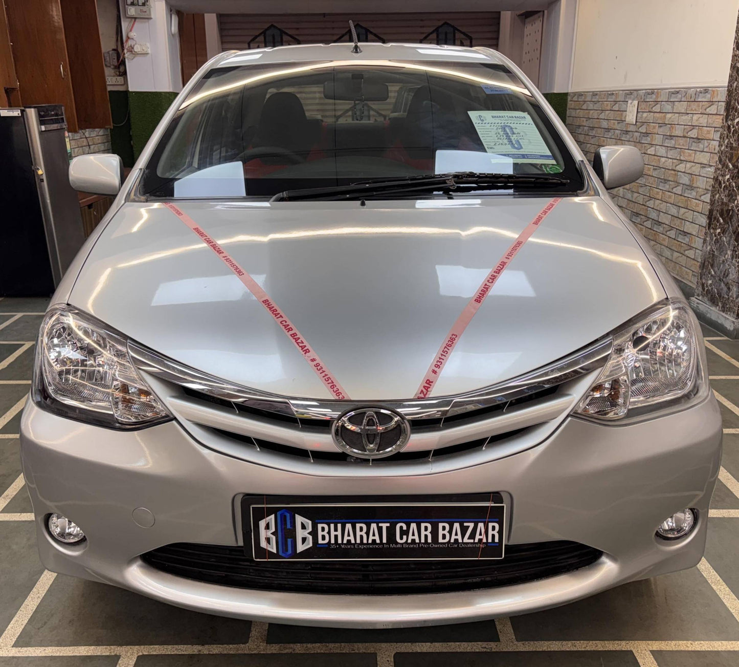 TOYOTA ETIOS VX CNG (2011)