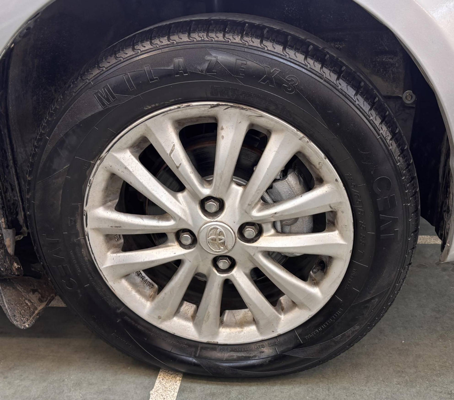 TOYOTA ETIOS VX CNG (2011)