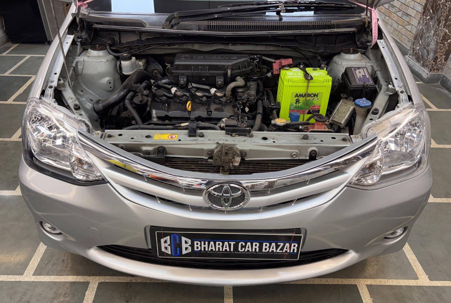 TOYOTA ETIOS VX CNG (2011)