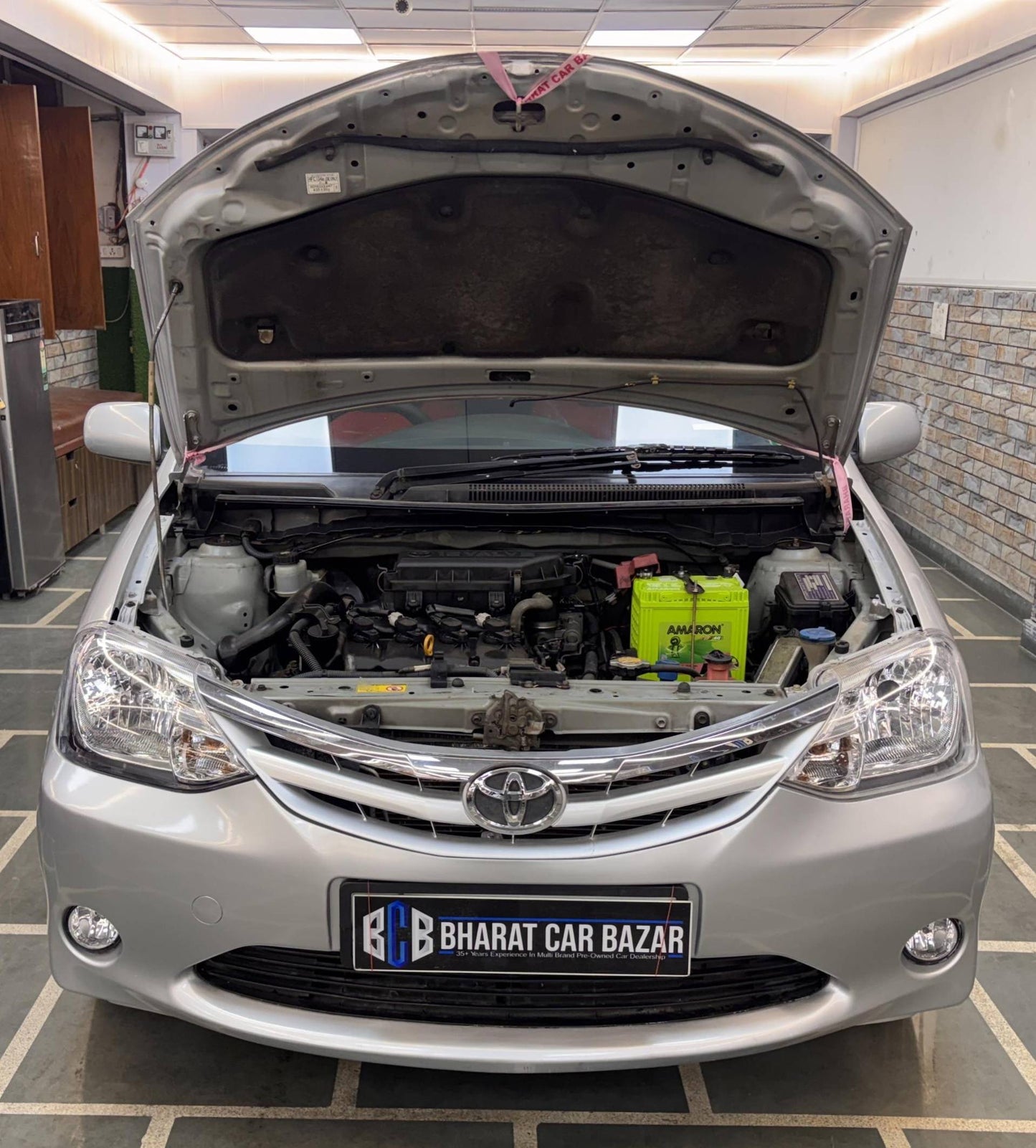 TOYOTA ETIOS VX CNG (2011)