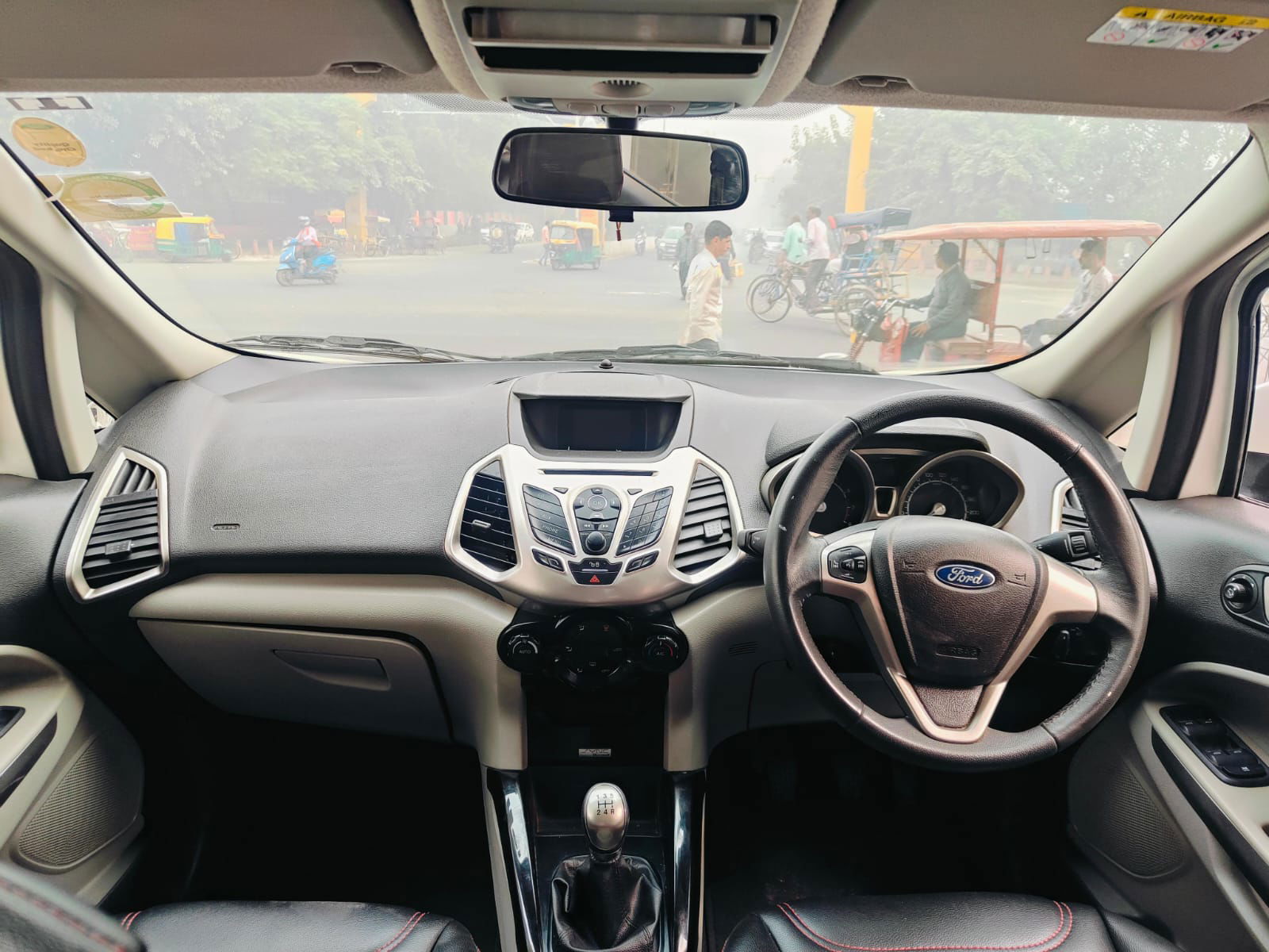 FORD ECOSPORT TITANIUM PETROL (2014) - Bharat Car Bazar