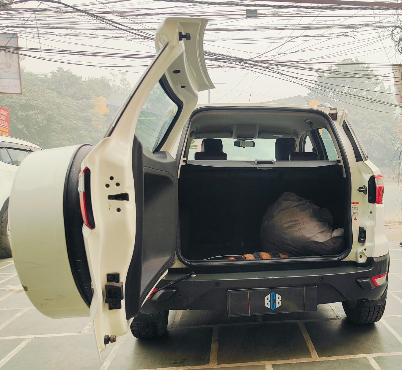 FORD ECOSPORT TITANIUM PETROL (2014) - Bharat Car Bazar