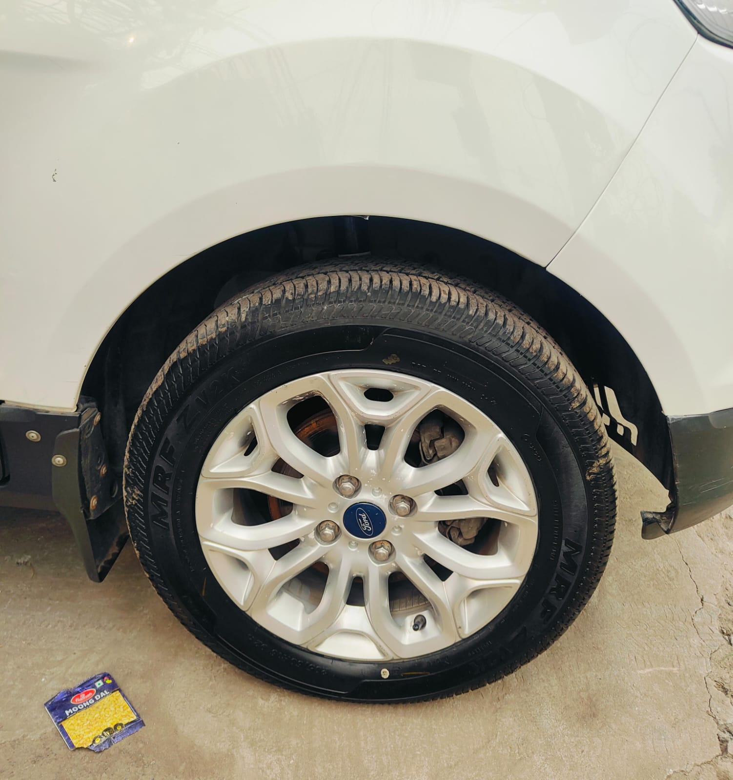 FORD ECOSPORT TITANIUM PETROL (2014) - Bharat Car Bazar