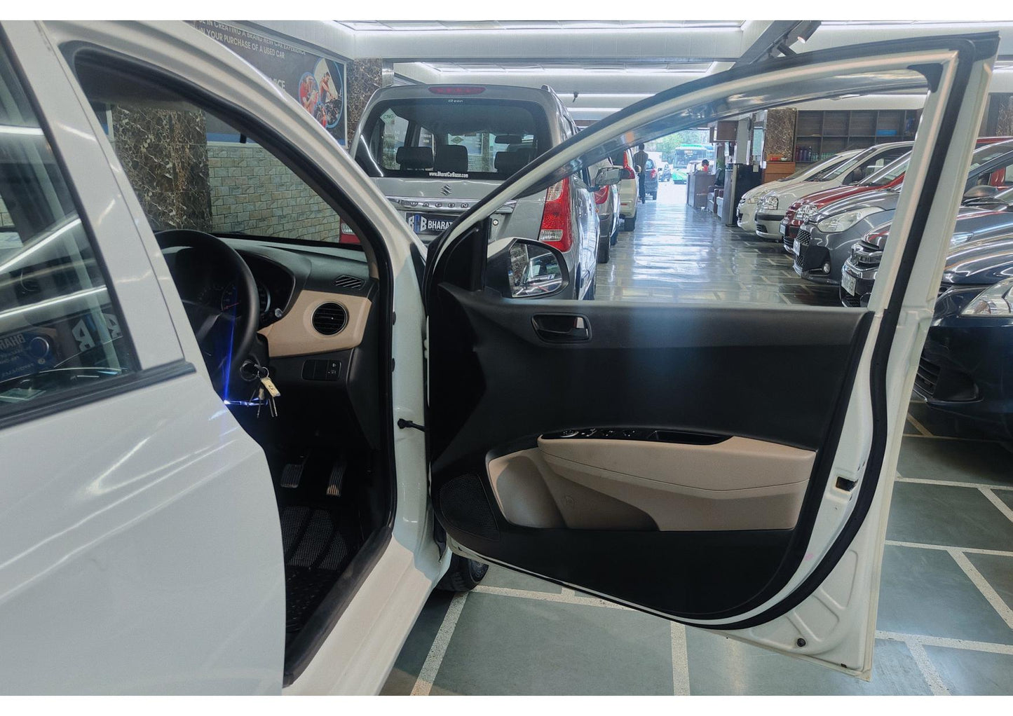 HYUNDAI GRAND I10 1.2 MAGNA PETROL (2015)
