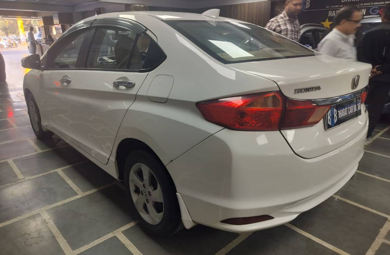 HONDA CITY V MT PETROL (2016)