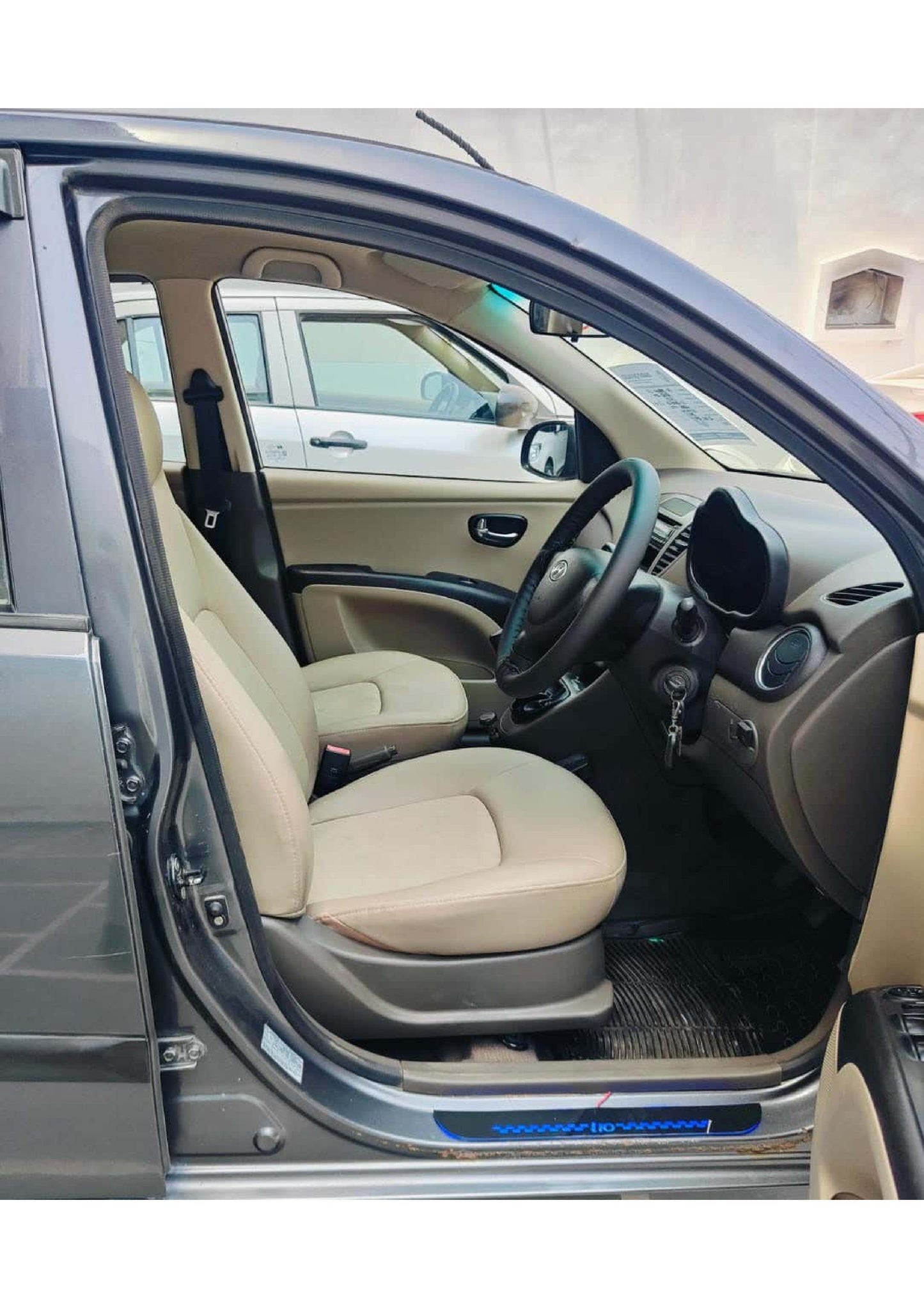 22,000 KMS HYUNDAI I10 1.2 PETROL+CNG (2012)