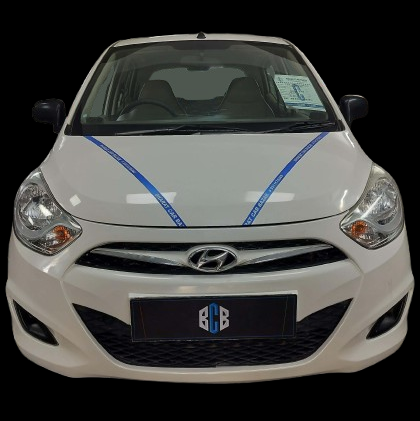 9800 KMS HYUNDAI I10 MAGNA NEW (S) PETROL (2015)