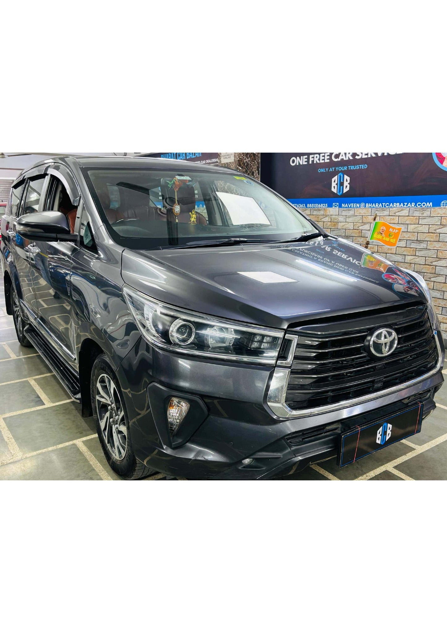 TOYOTA INNOVA CRYSTA V 2.4 MT DIESEL (2022)