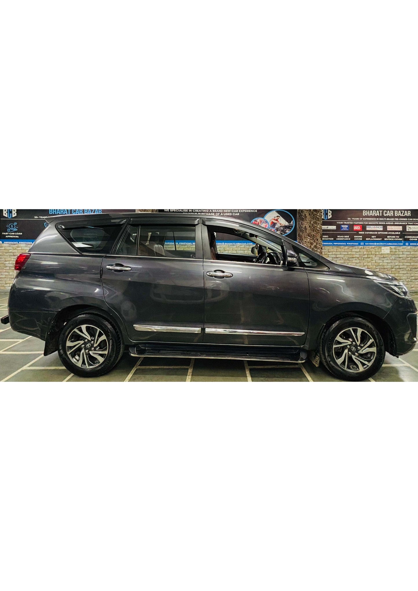 TOYOTA INNOVA CRYSTA V 2.4 MT DIESEL (2022)