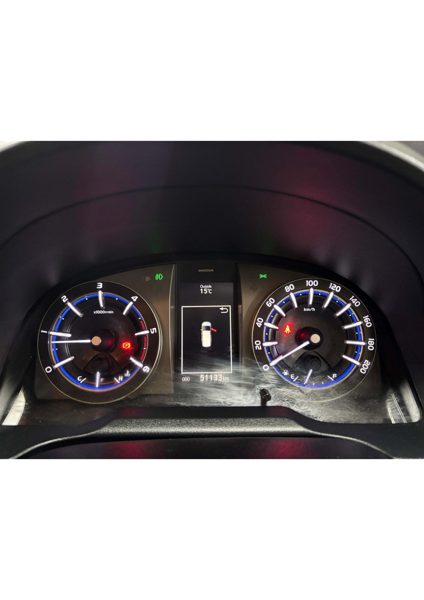 TOYOTA INNOVA CRYSTA V 2.4 MT DIESEL (2022)