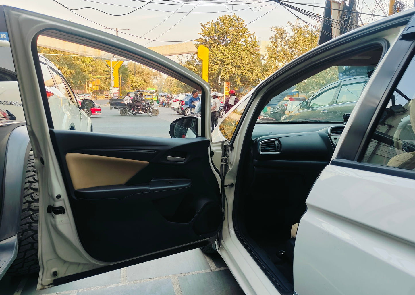 HONDA JAZZ V MT PETROL (2016)