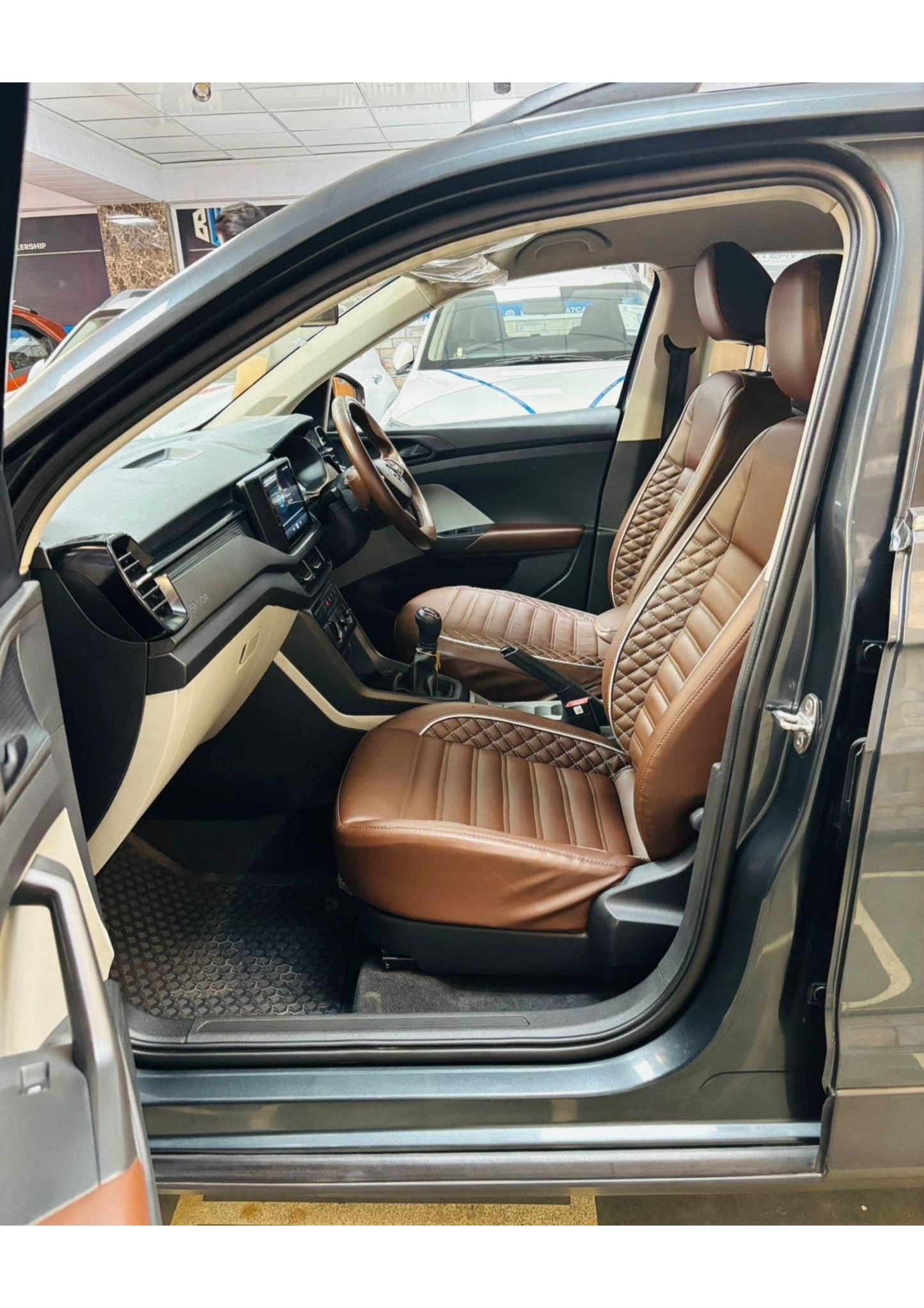 27,000 KMS SKODA KUSHAQ ACTIVE 1.O TSI MT PETROL (2022)