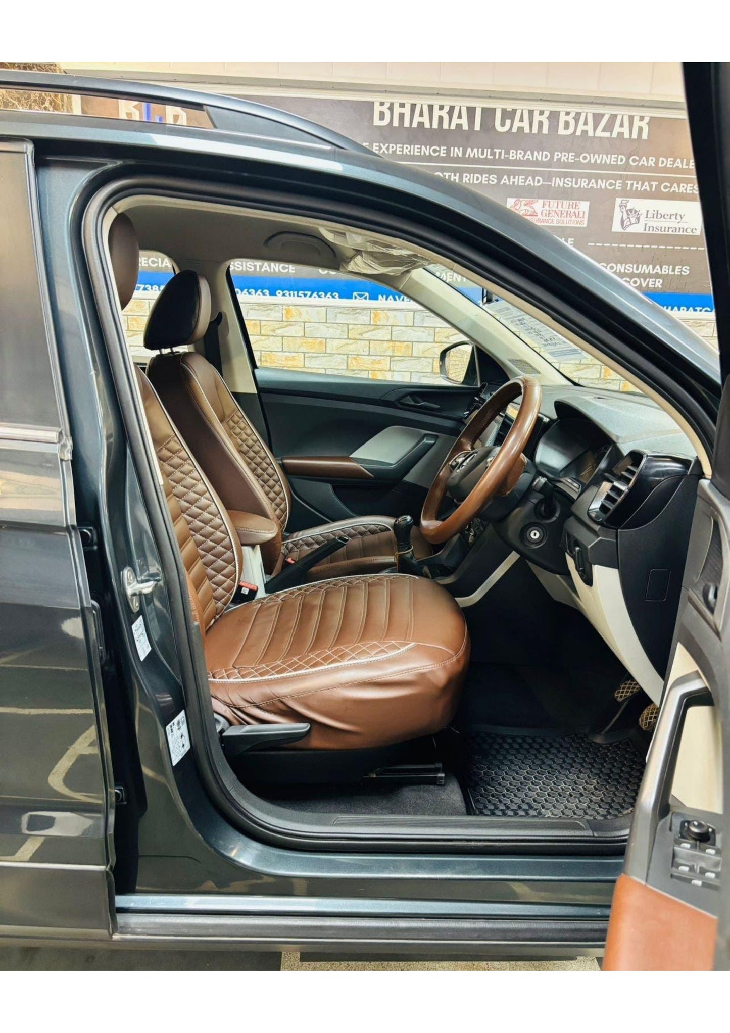 27,000 KMS SKODA KUSHAQ ACTIVE 1.O TSI MT PETROL (2022)