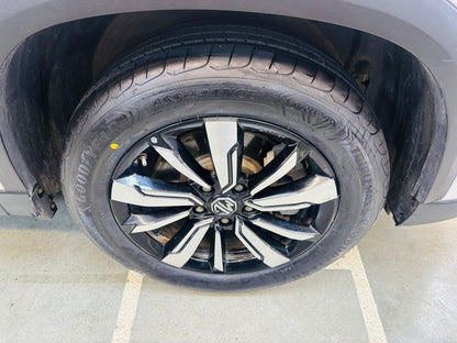 42,000 KMS MORRIS GARAGES HECTOR SHARP HYBRID MT 1.5 PETROL (2020)