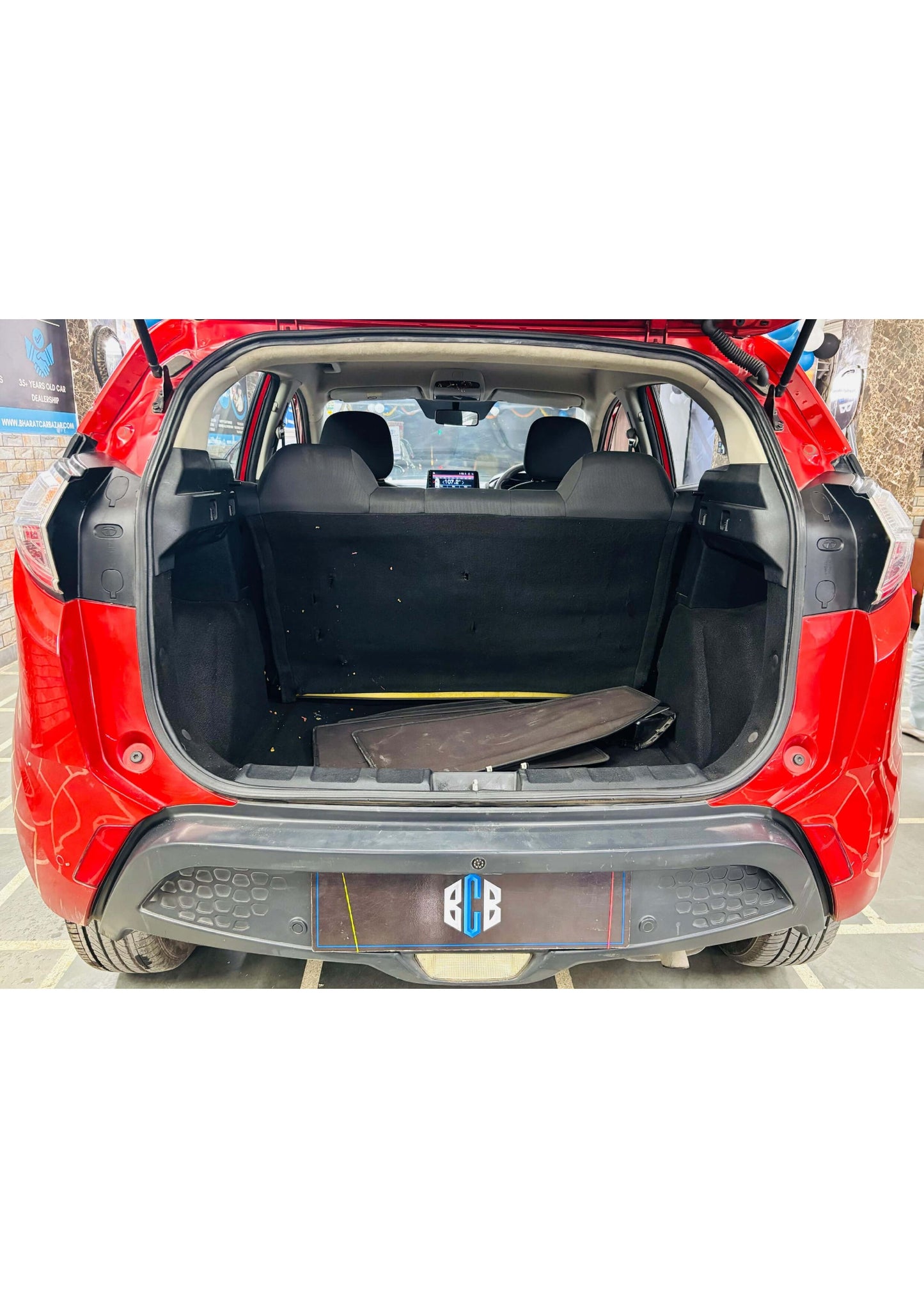 TATA NEXON XM 1.2 PETROL (2018)