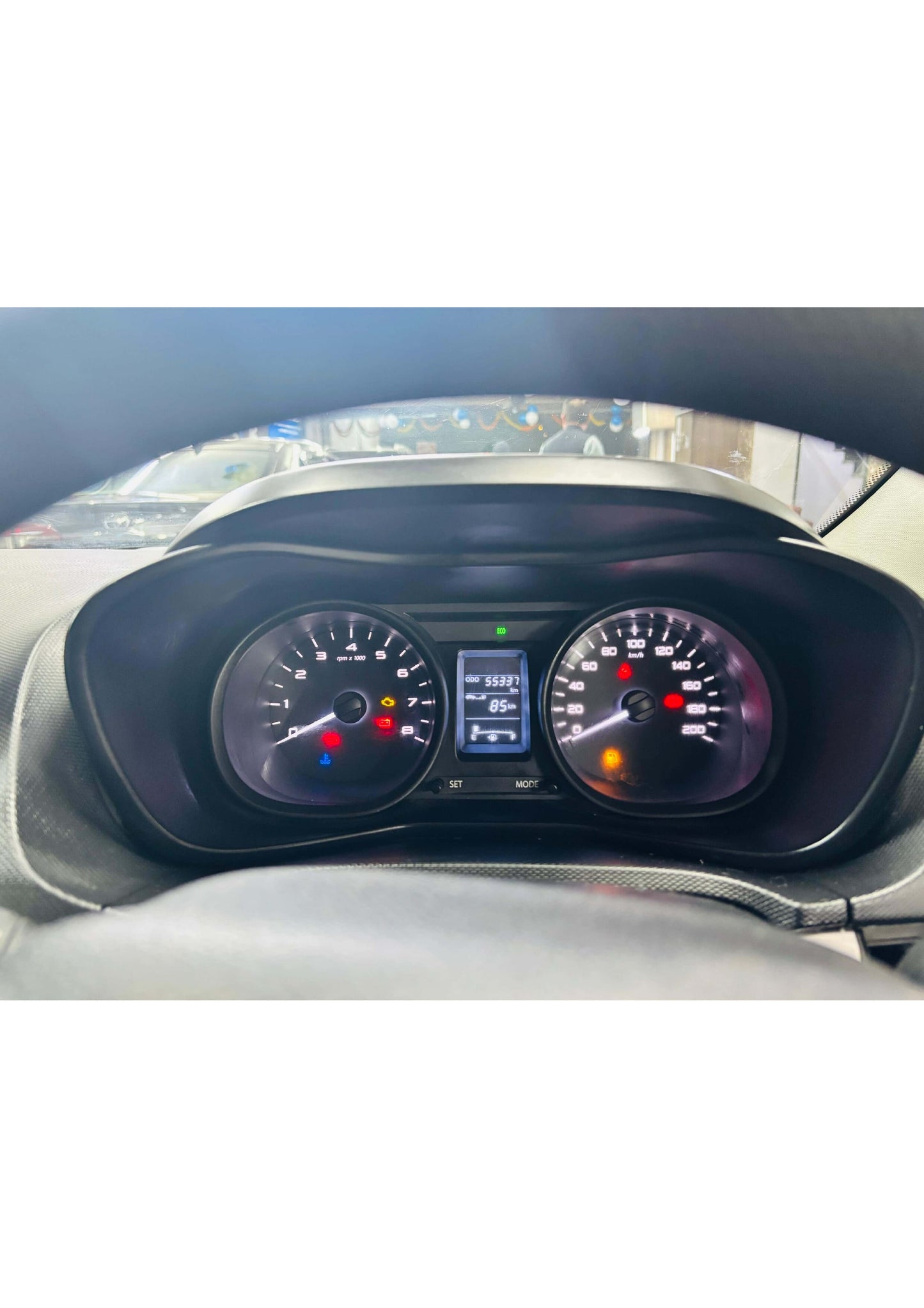 TATA NEXON XM 1.2 PETROL (2018)