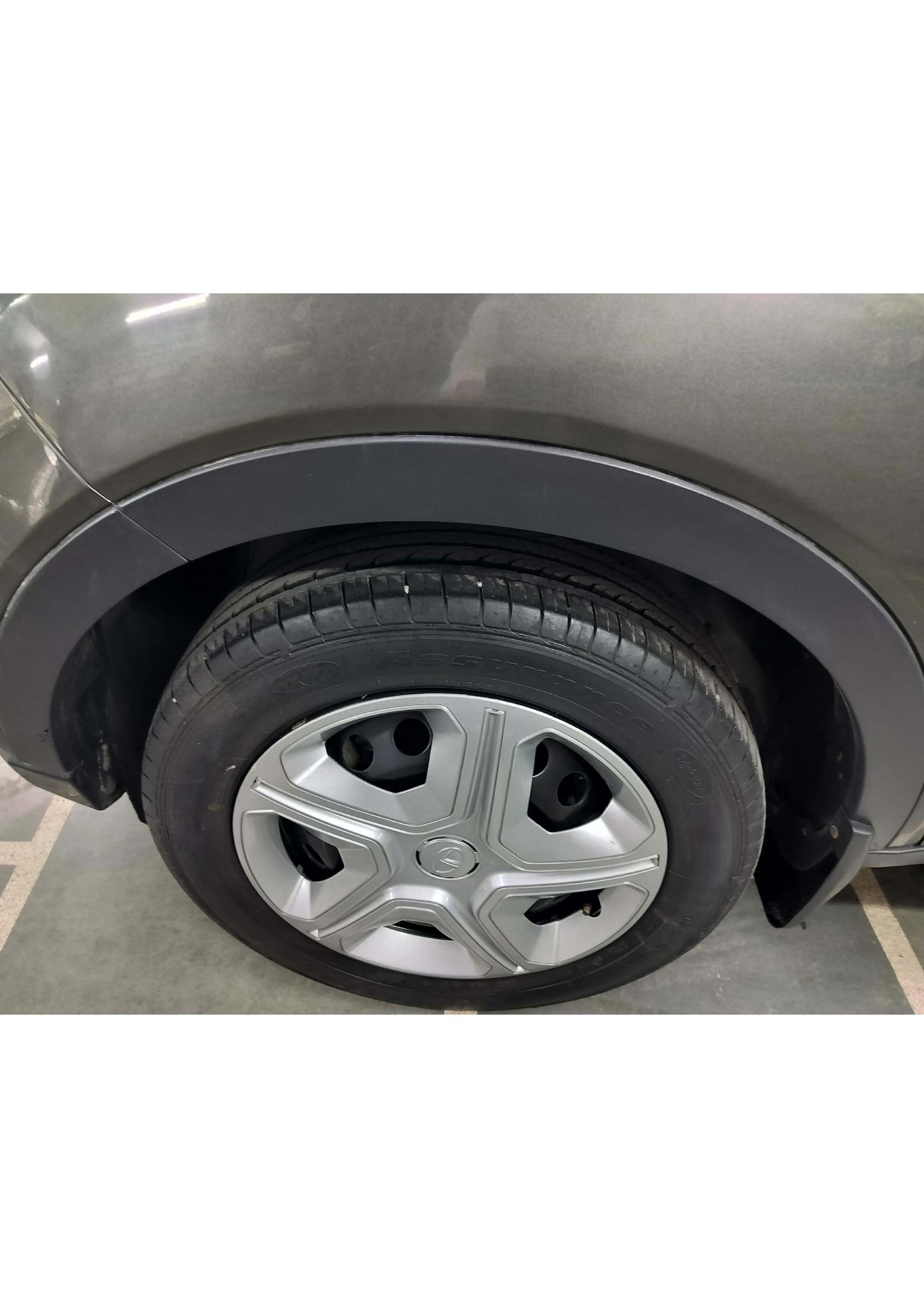 40,000 KMS TATA NEXON XZ 1.2 PETROL (2021)