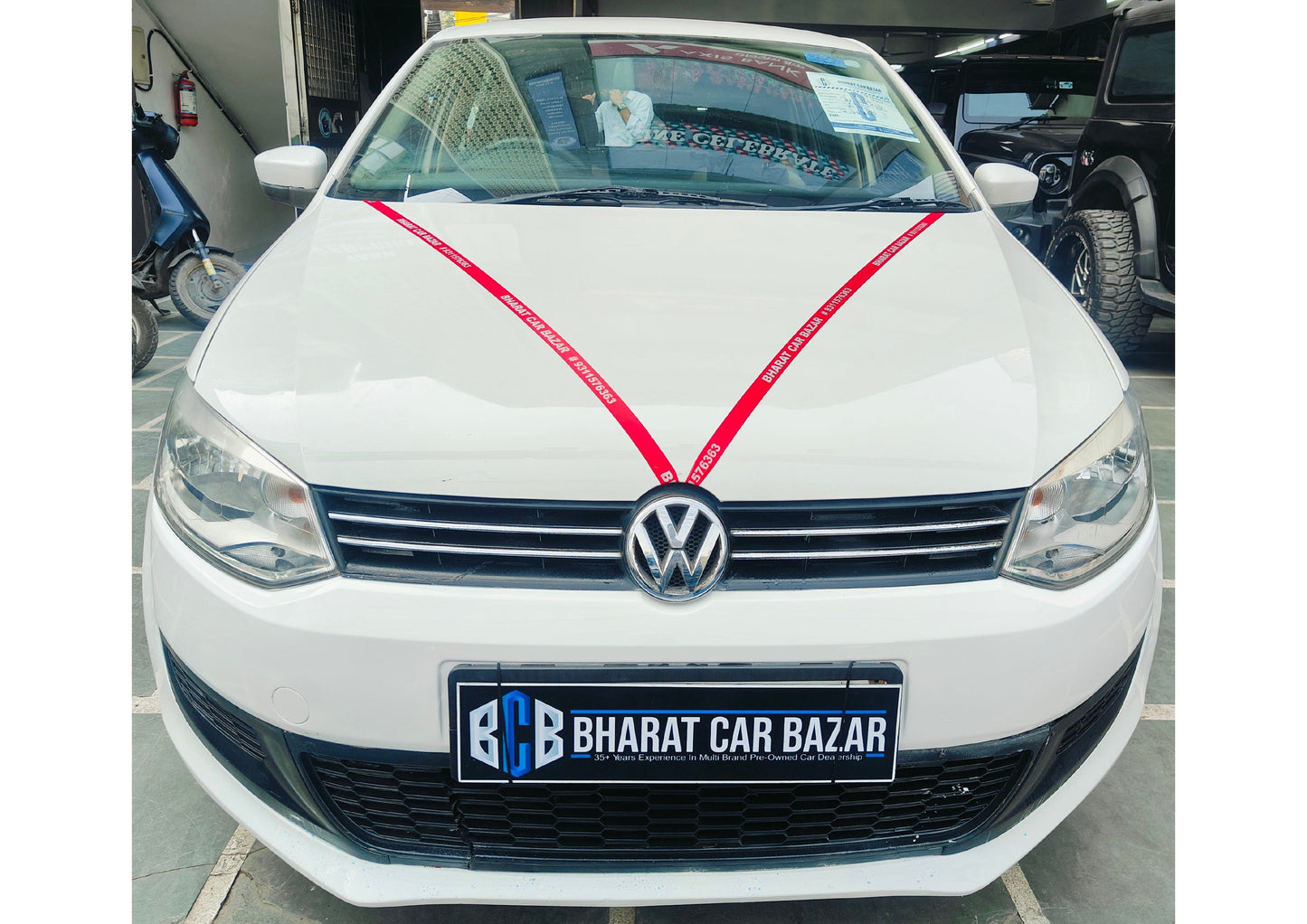 23,000 KMS VOLKSWAGEN POLO TRENDLINE 1.2 PETROL (2012)