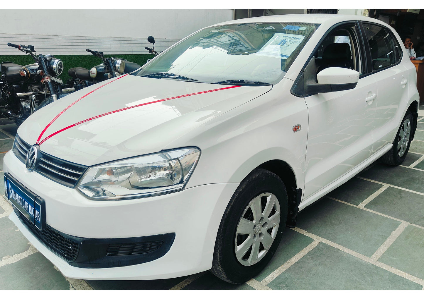 23,000 KMS VOLKSWAGEN POLO TRENDLINE 1.2 PETROL (2012)