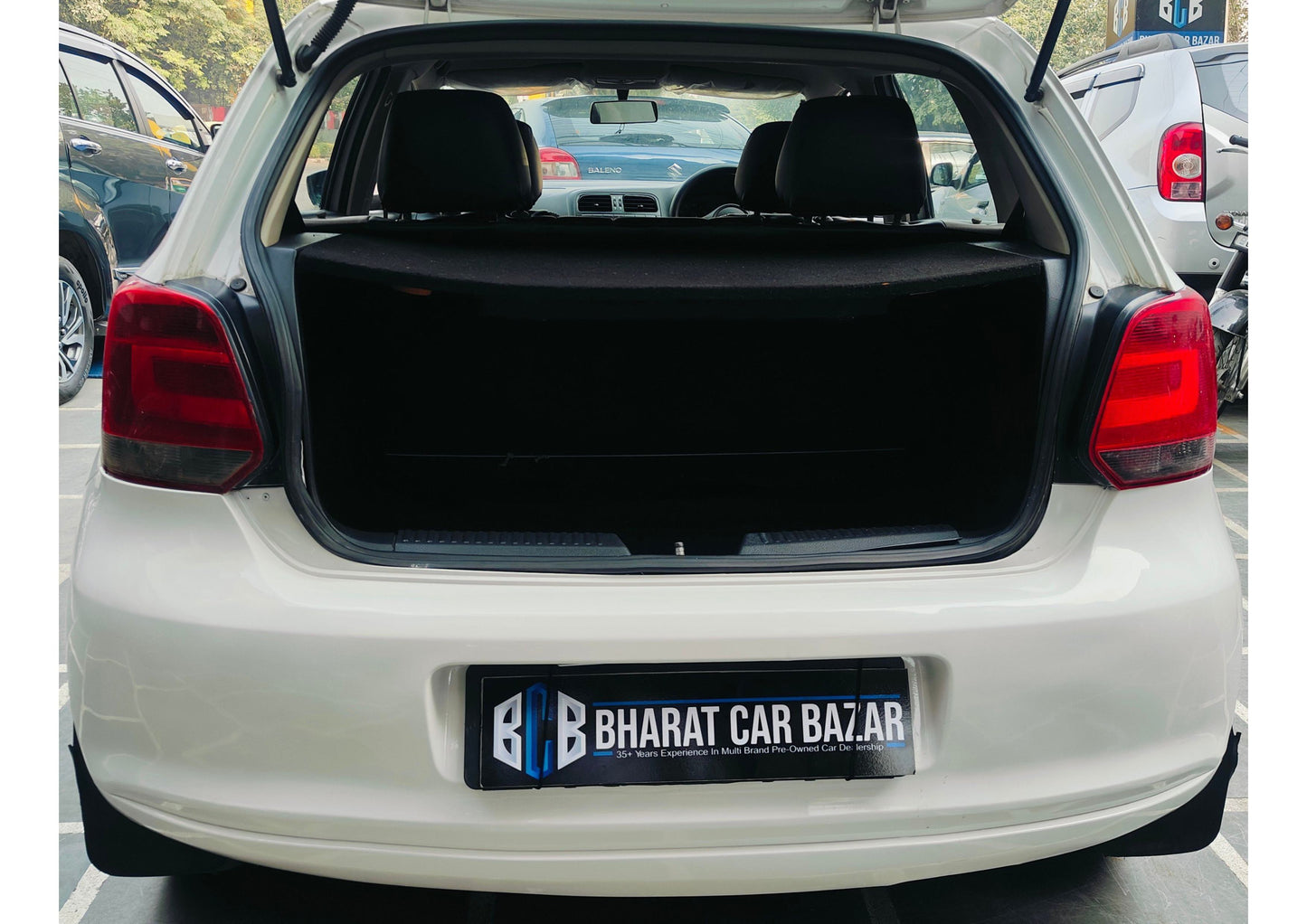 23,000 KMS VOLKSWAGEN POLO TRENDLINE 1.2 PETROL (2012)