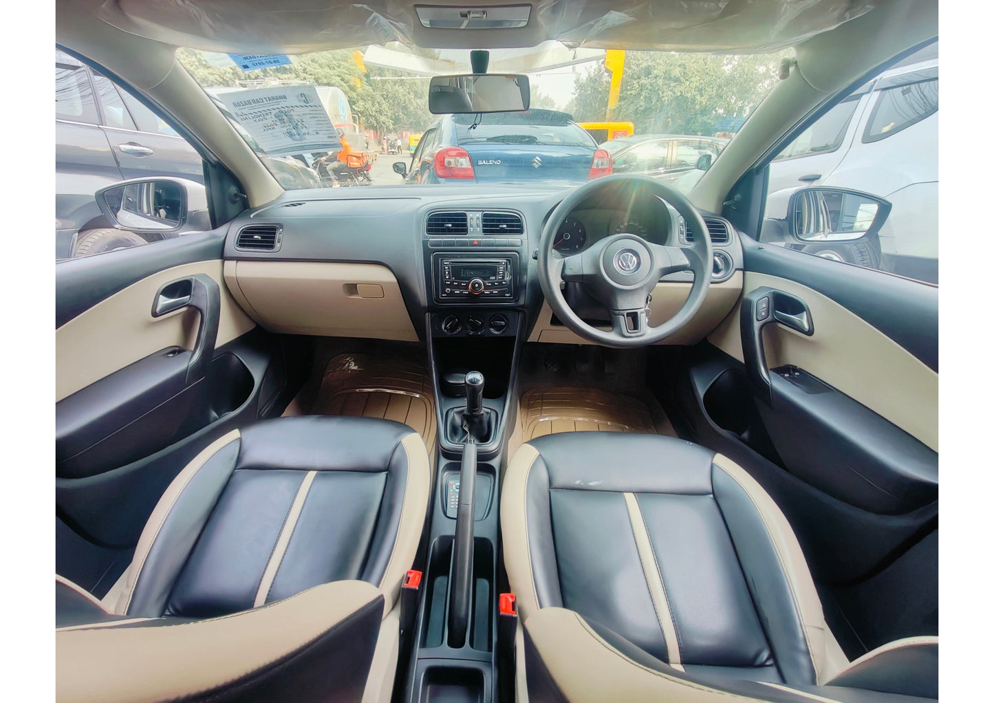 23,000 KMS VOLKSWAGEN POLO TRENDLINE 1.2 PETROL (2012)