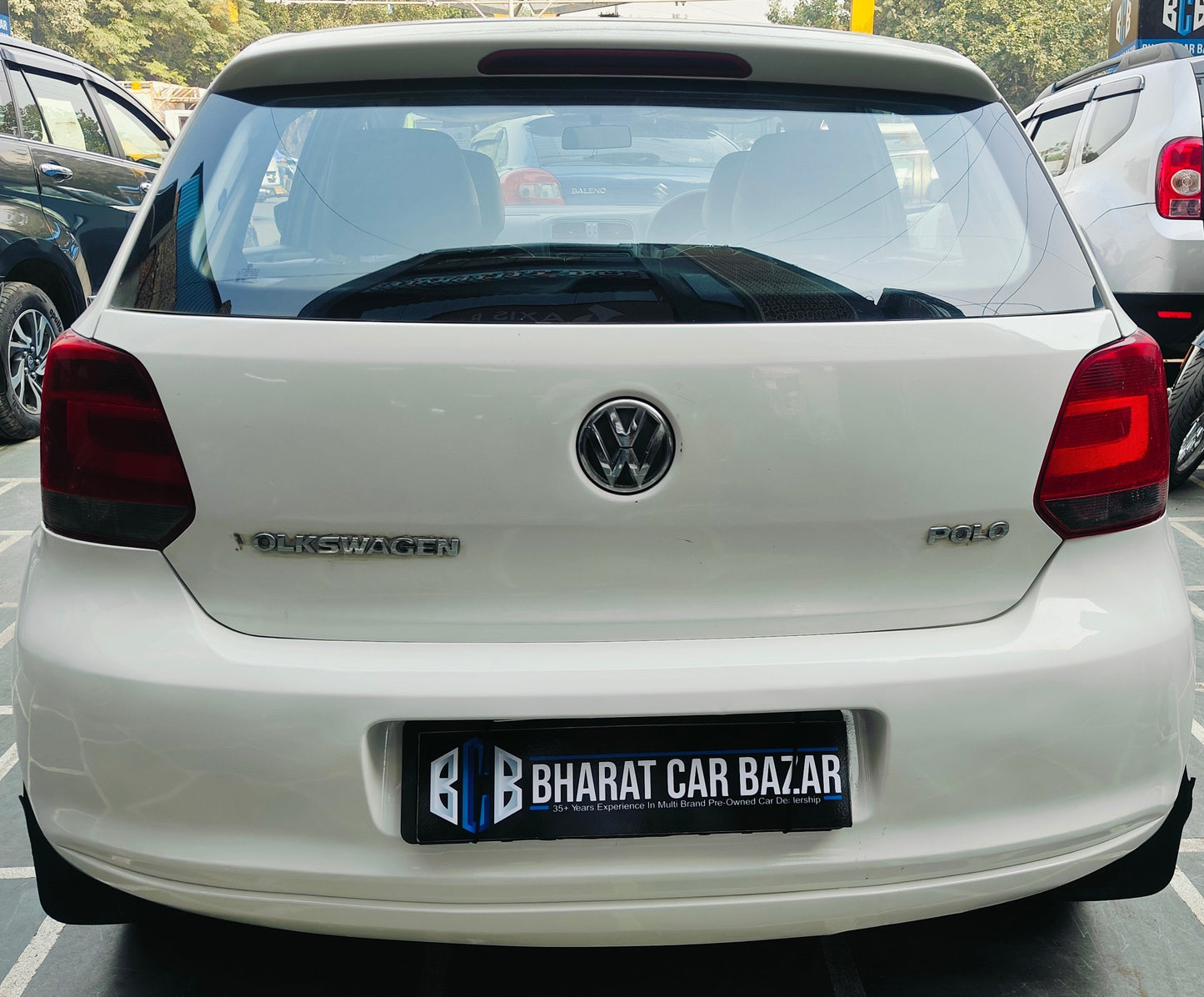 23,000 KMS VOLKSWAGEN POLO TRENDLINE 1.2 PETROL (2012)