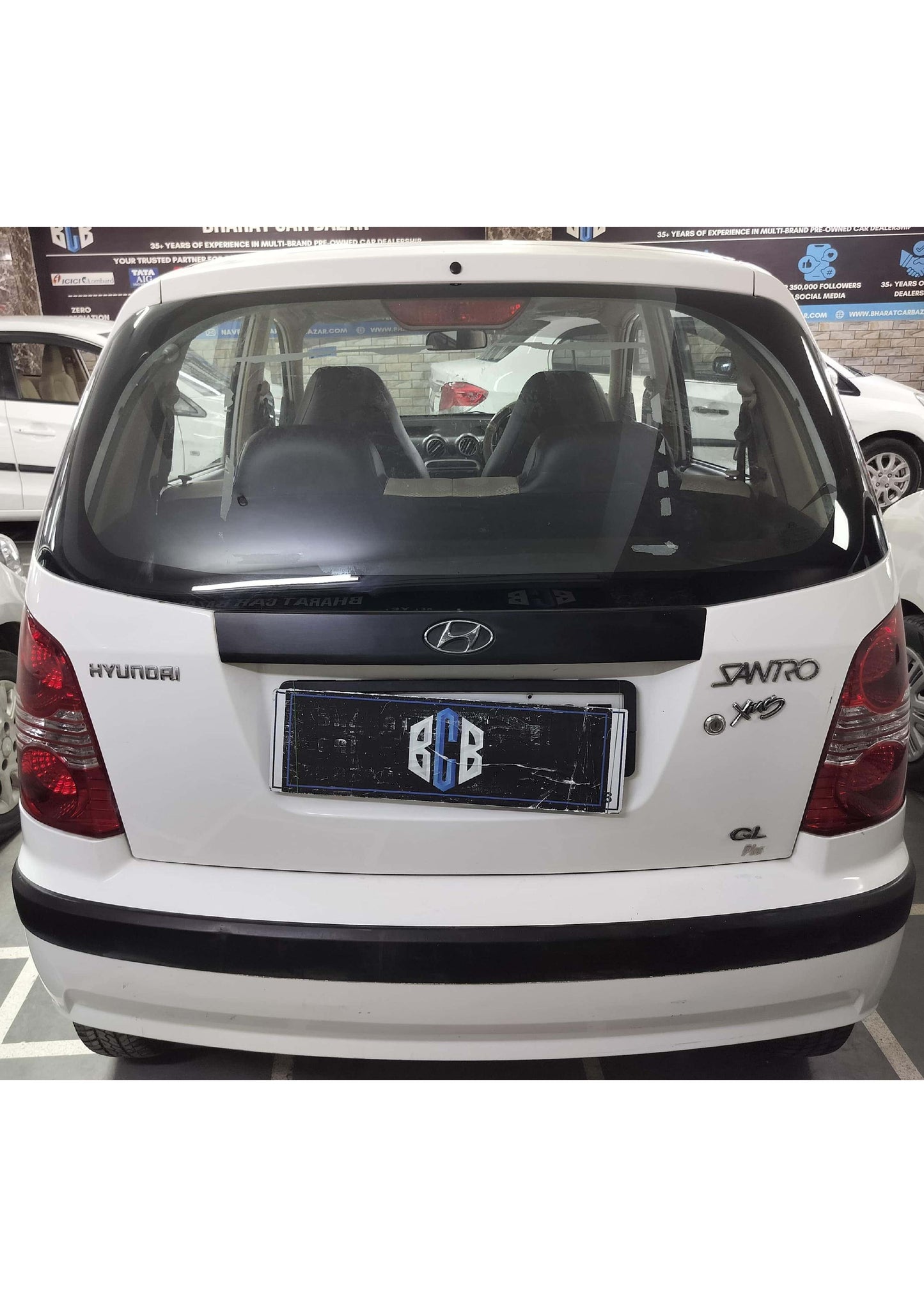 27,000 KMS HYUNDAI SANTRO GL PETROL (2011)