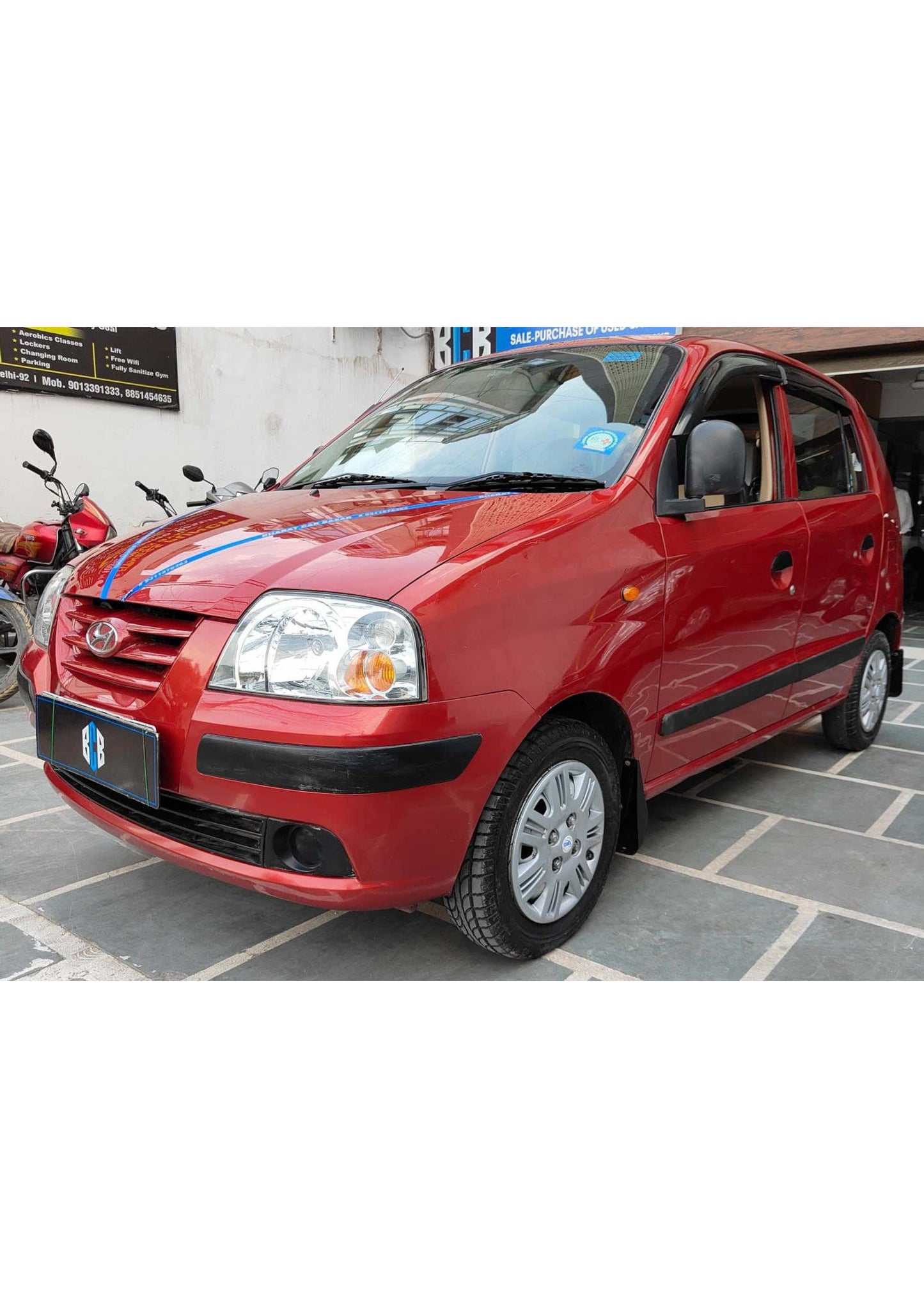HYUNDAI SANTRO GL PLUS PETROL (2012)