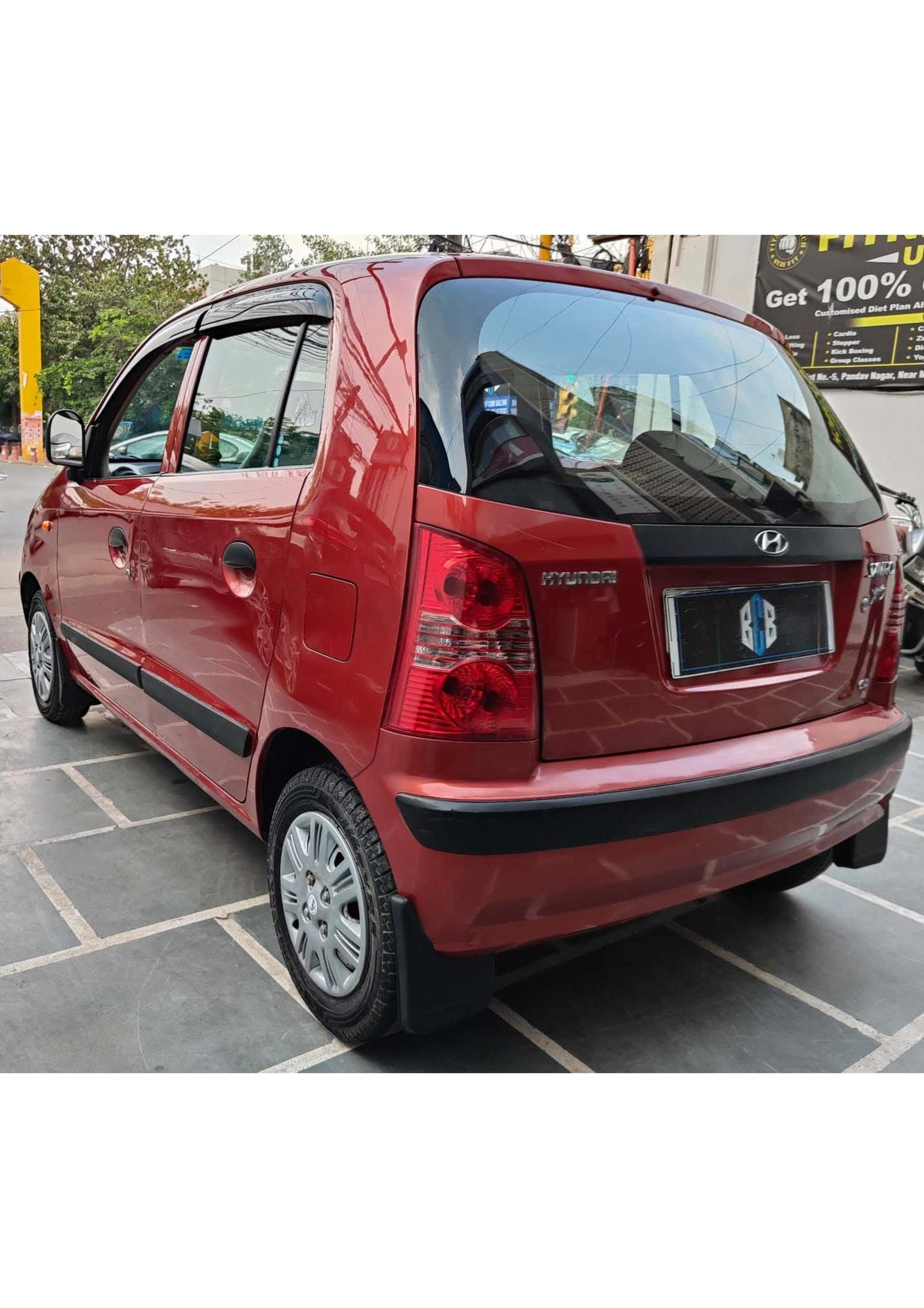 HYUNDAI SANTRO GL PLUS PETROL (2012)
