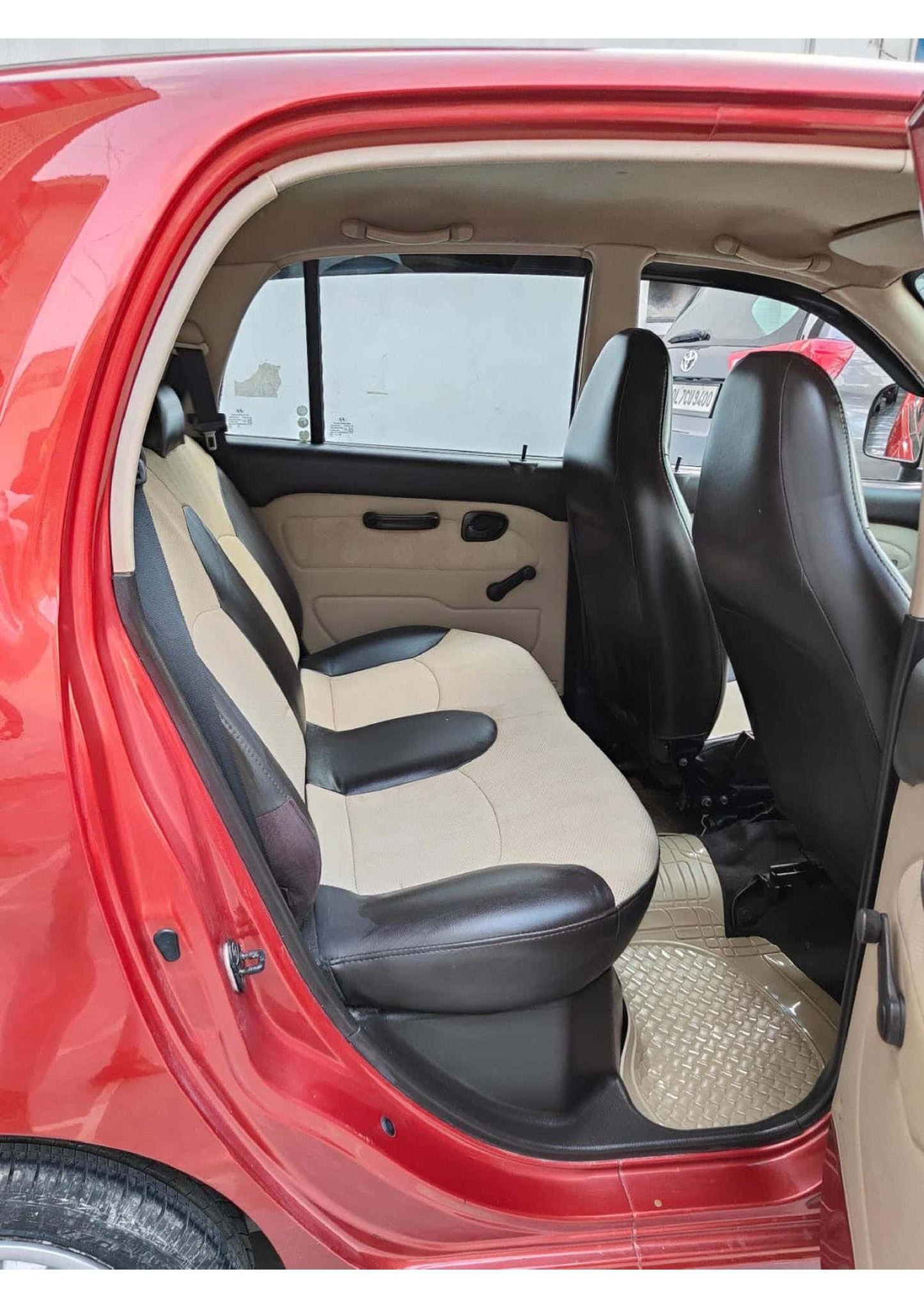 HYUNDAI SANTRO GL PLUS PETROL (2012)
