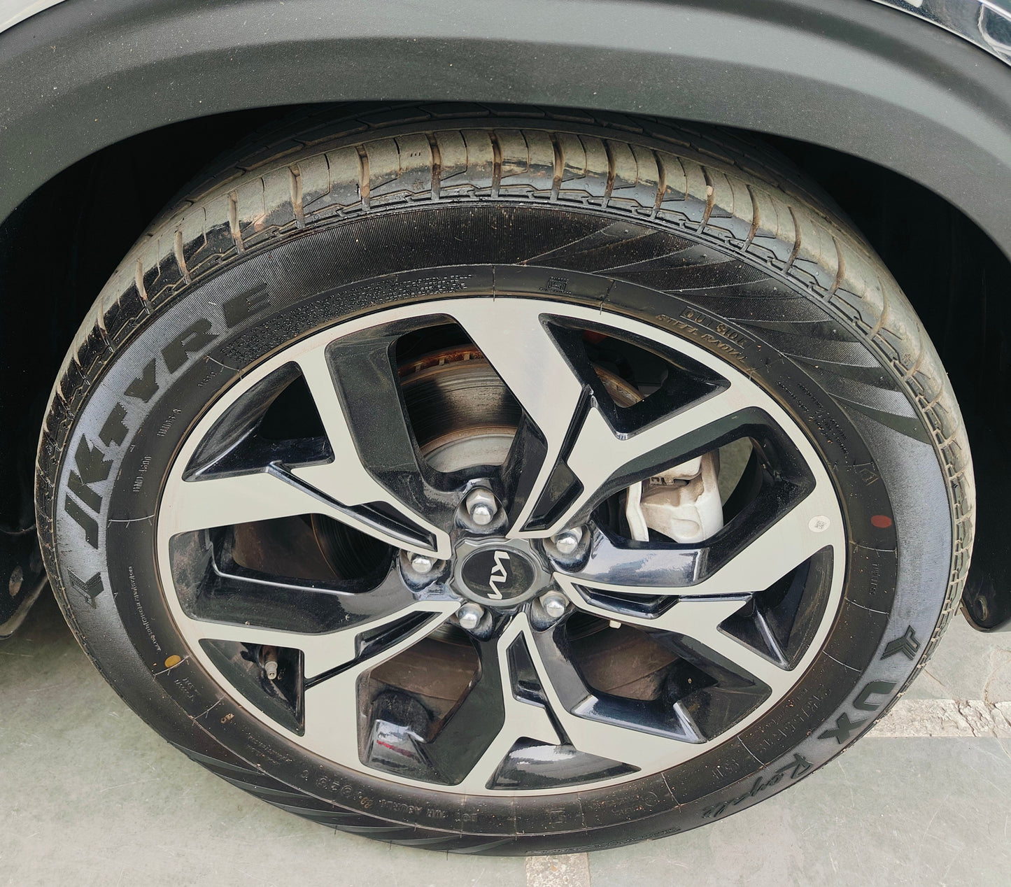 8,000 KMS KIA SELTOS G1.5T 7DCT GTX PLUS AUTOMATIC PETROL (2025)