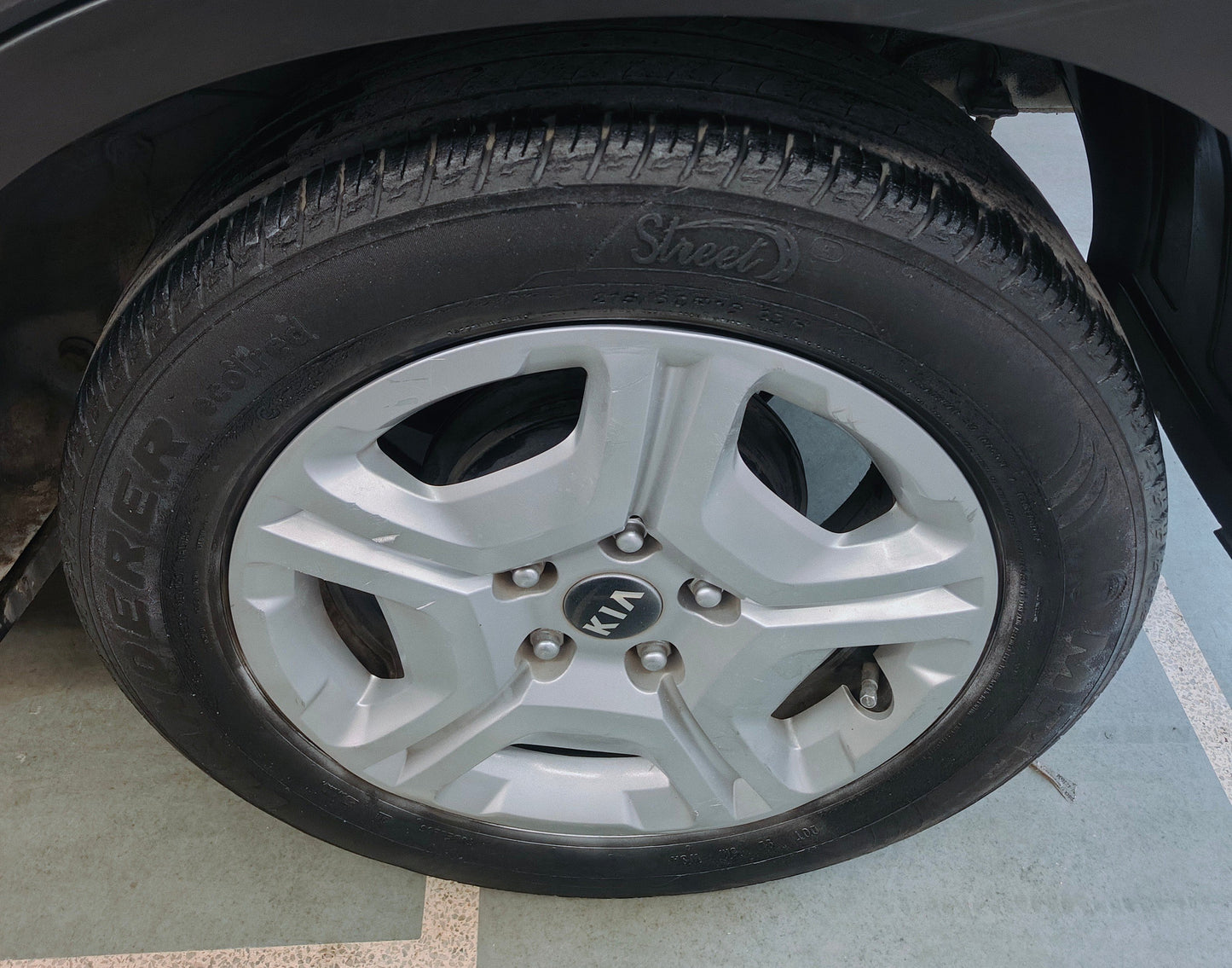 42,000 KMS KIA SONET G 1.0 7DCT HTK+ AUTOMATIC PETROL (2021)