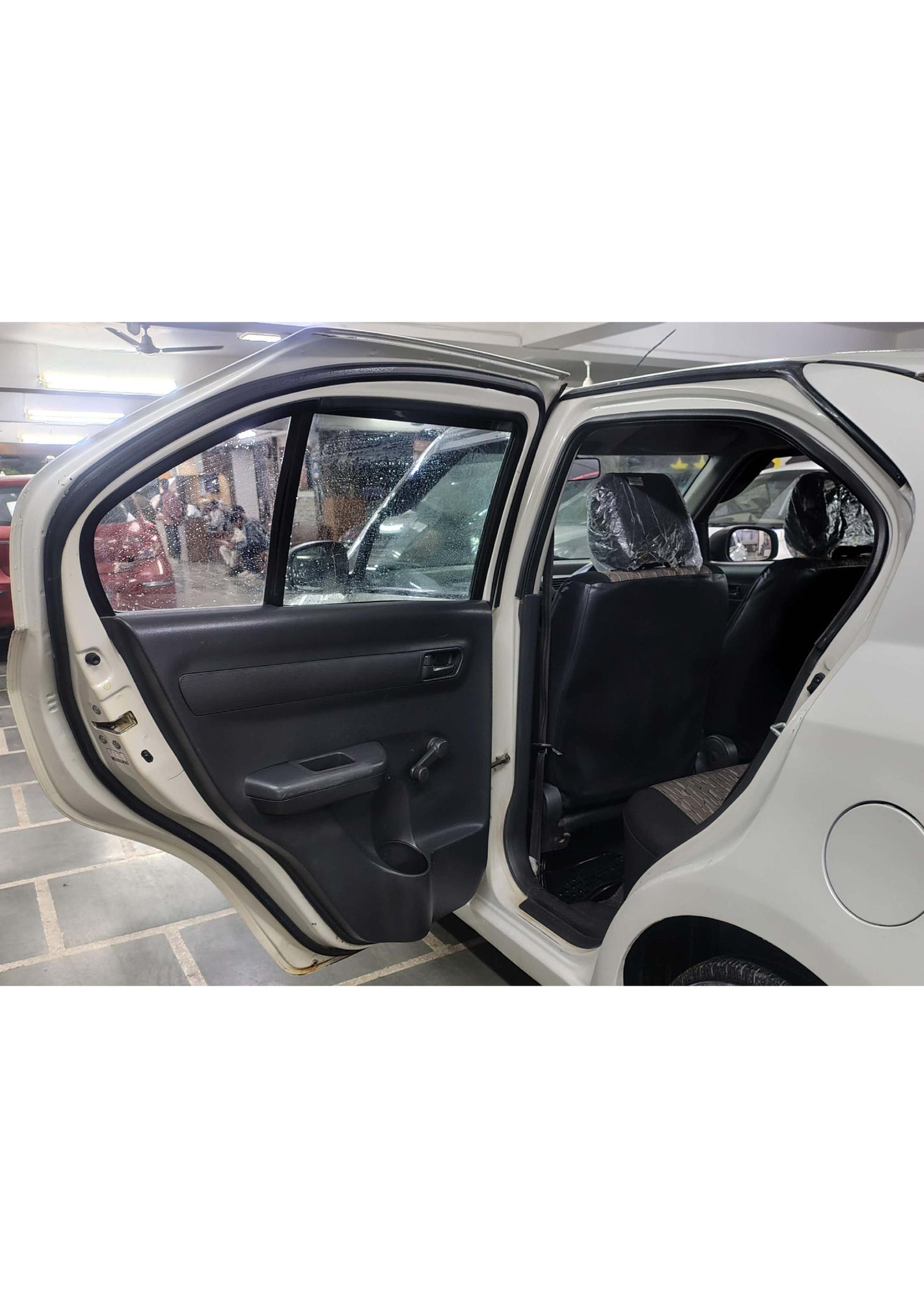 MARUTI DZIRE LXI PETROL (2010)