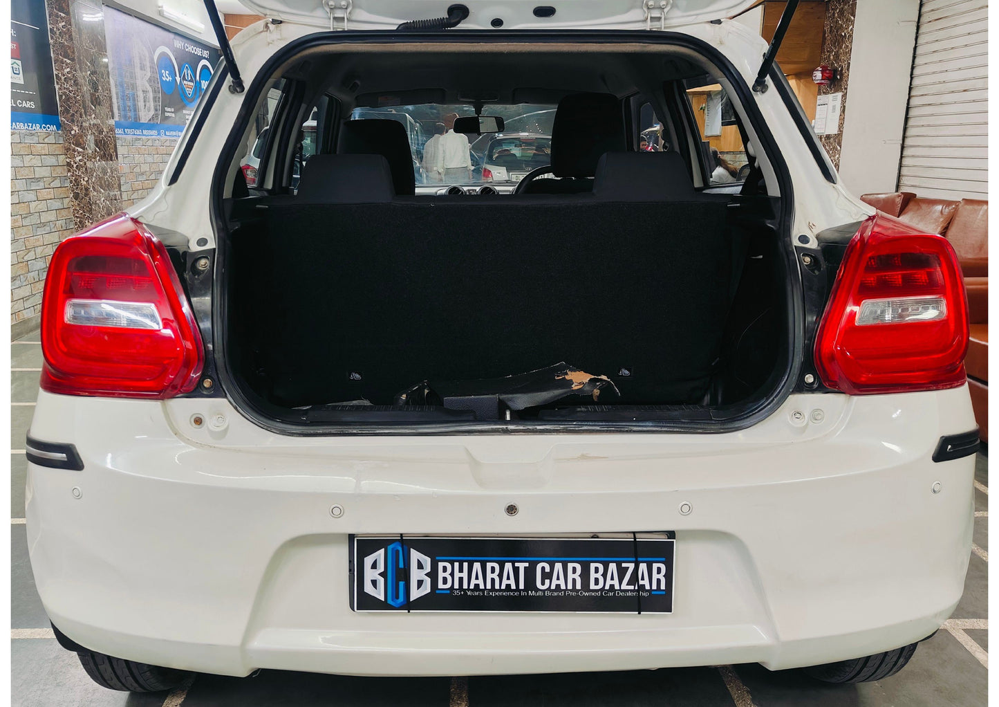 35,000 KMS MARUTI SWIFT VXI PETROL (2018)