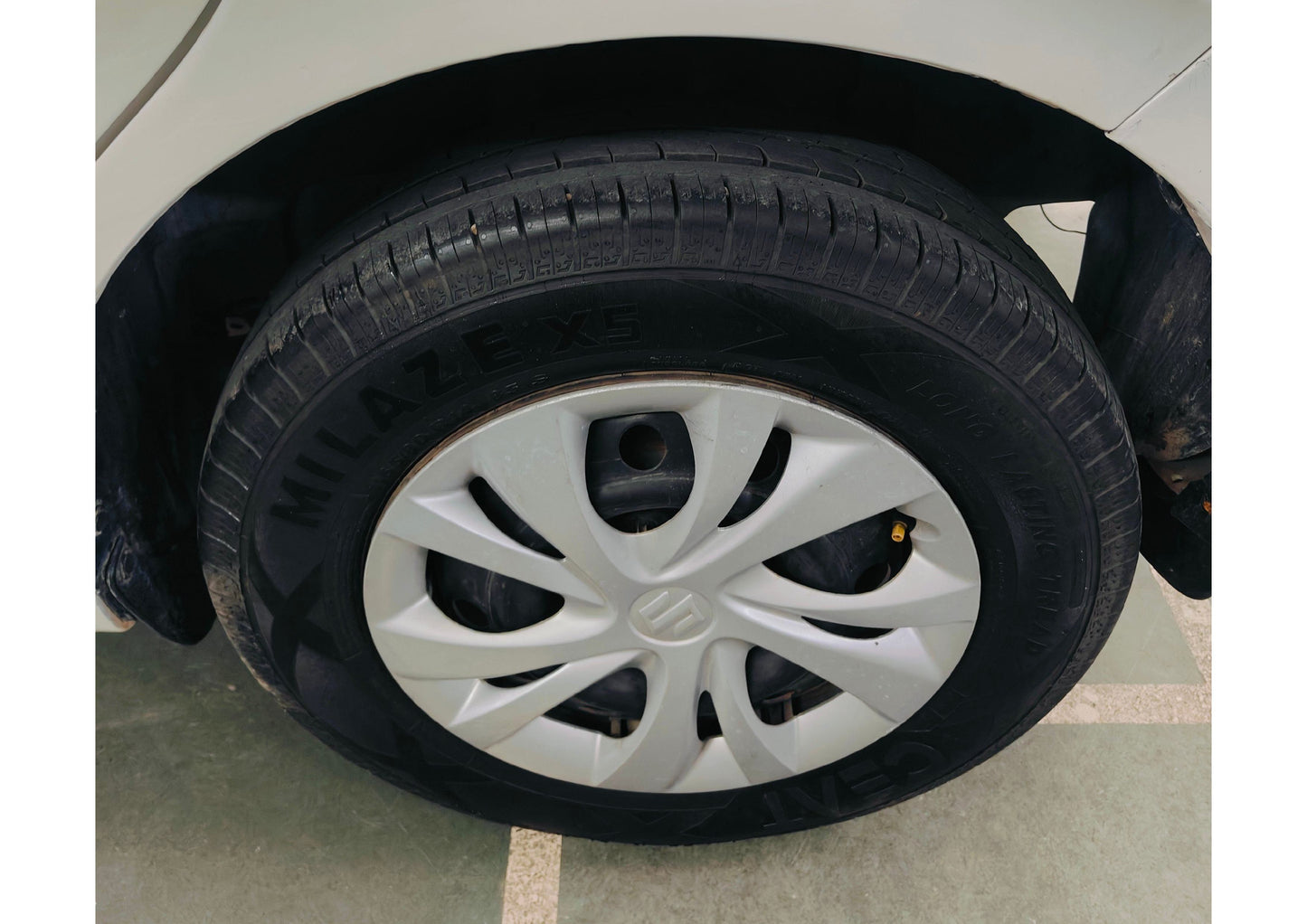 35,000 KMS MARUTI SWIFT VXI PETROL (2018)