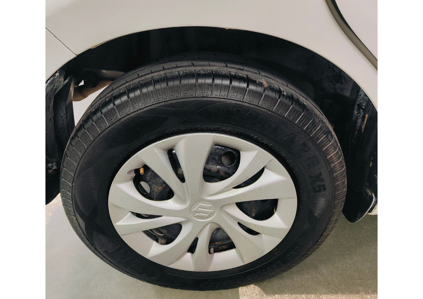 35,000 KMS MARUTI SWIFT VXI PETROL (2018)