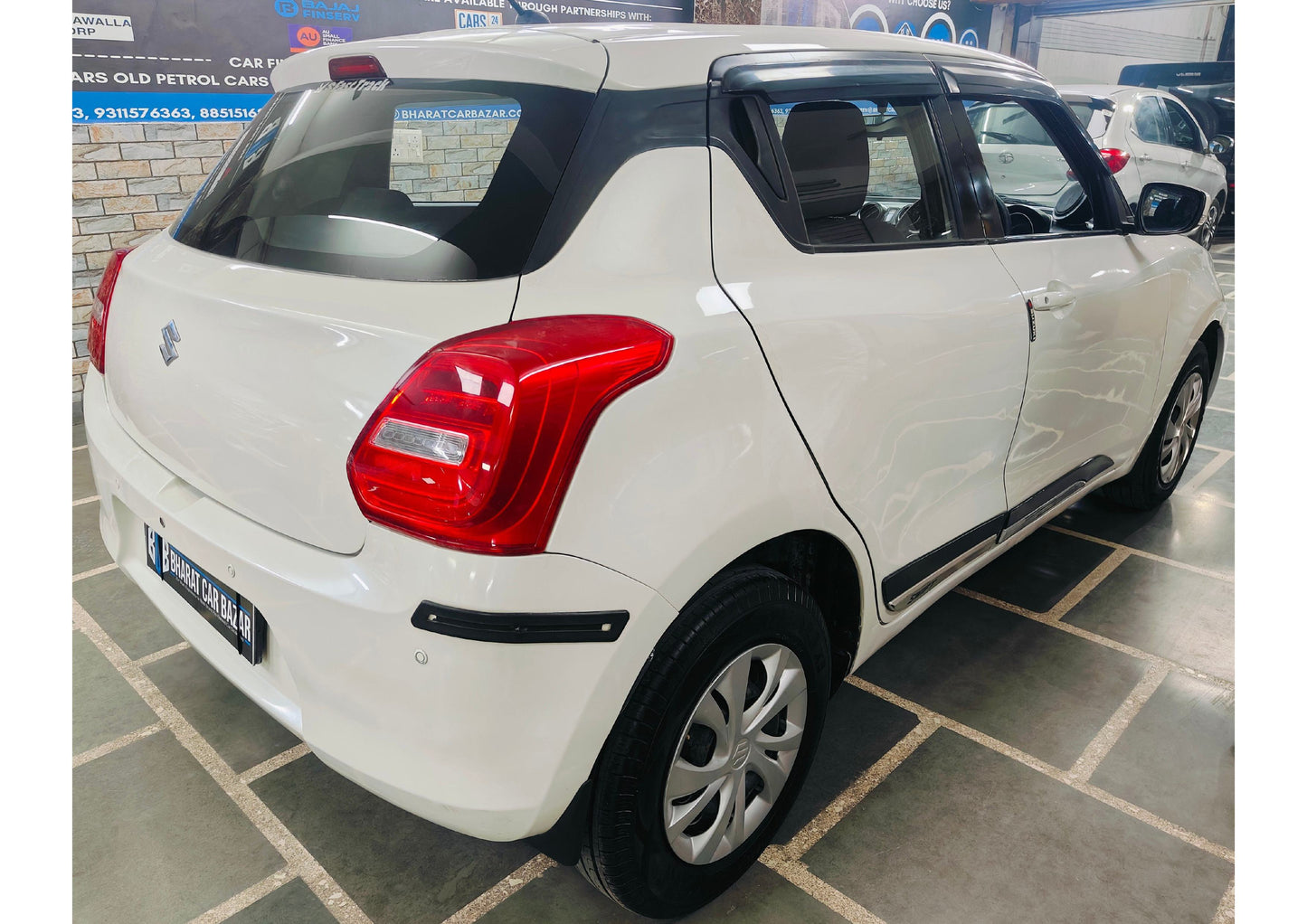 35,000 KMS MARUTI SWIFT VXI PETROL (2018)