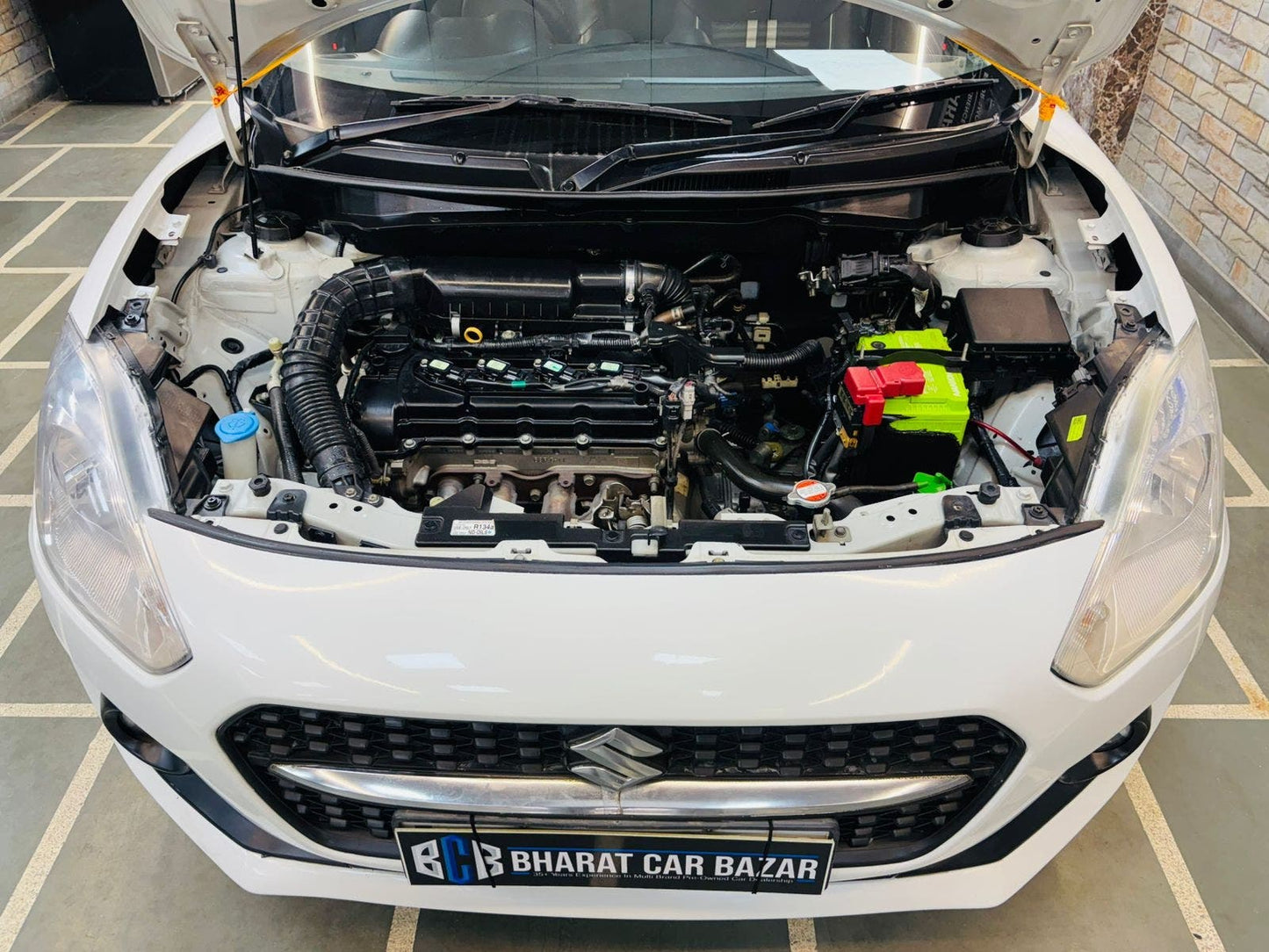 MARUTI SWIFT ZXI PETROL (2019)