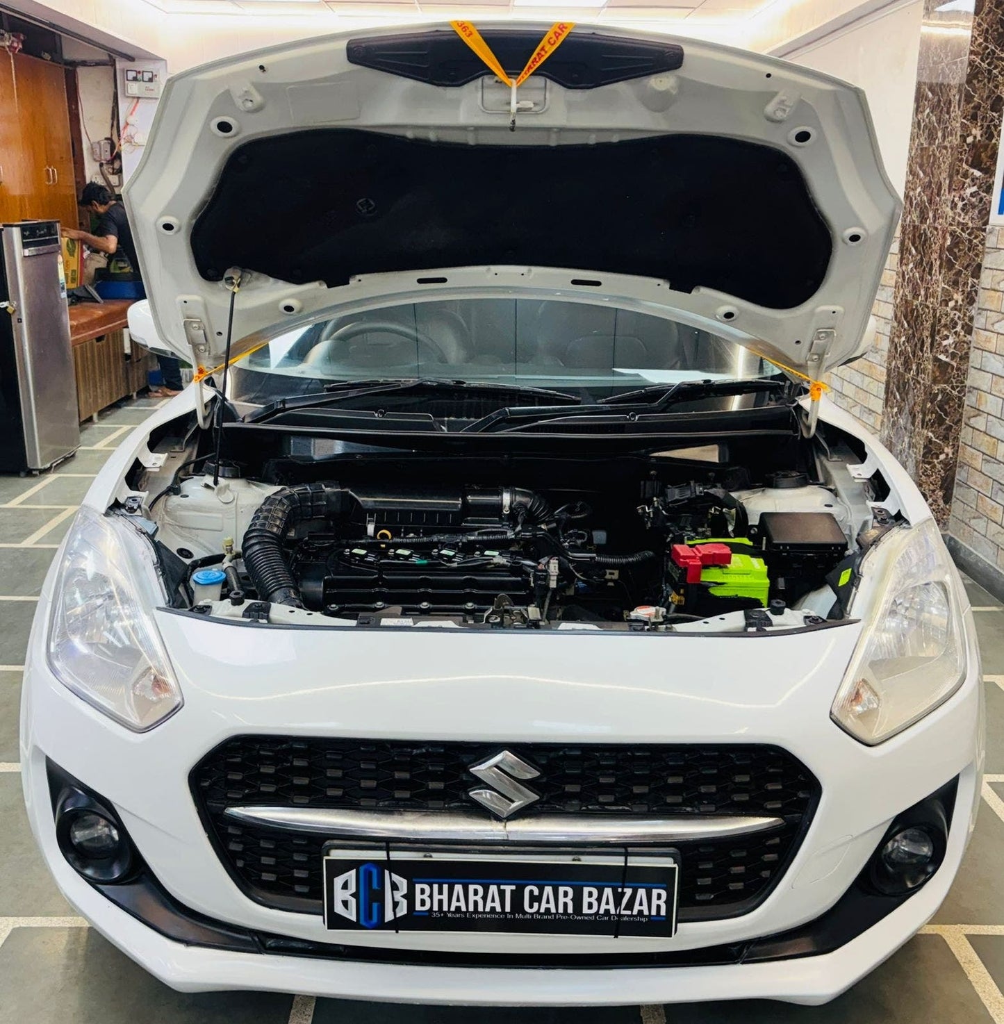 MARUTI SWIFT ZXI PETROL (2019)
