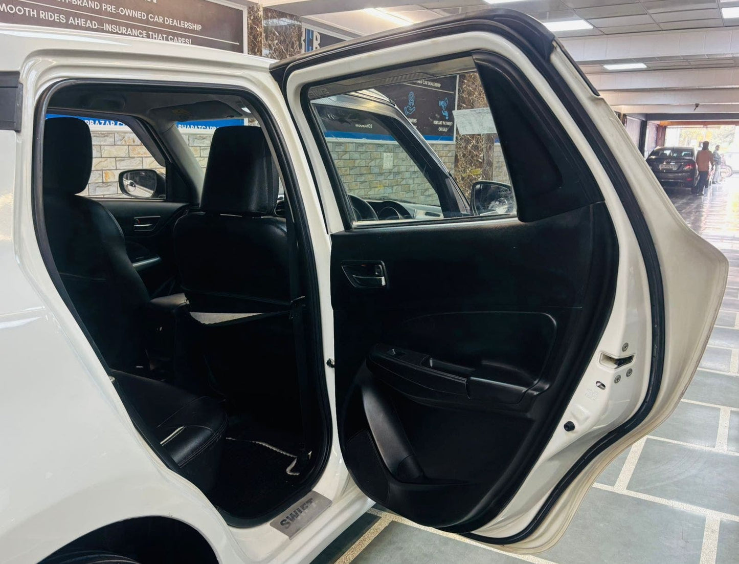 MARUTI SWIFT ZXI PETROL (2019)