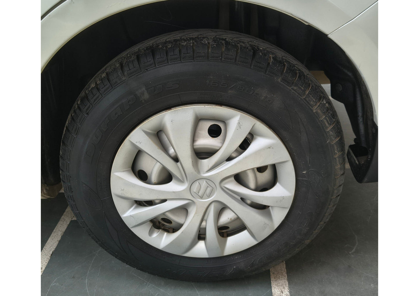 15,000 KMS MARUTI SWIFT DZIRE LXI PETROL (2012)