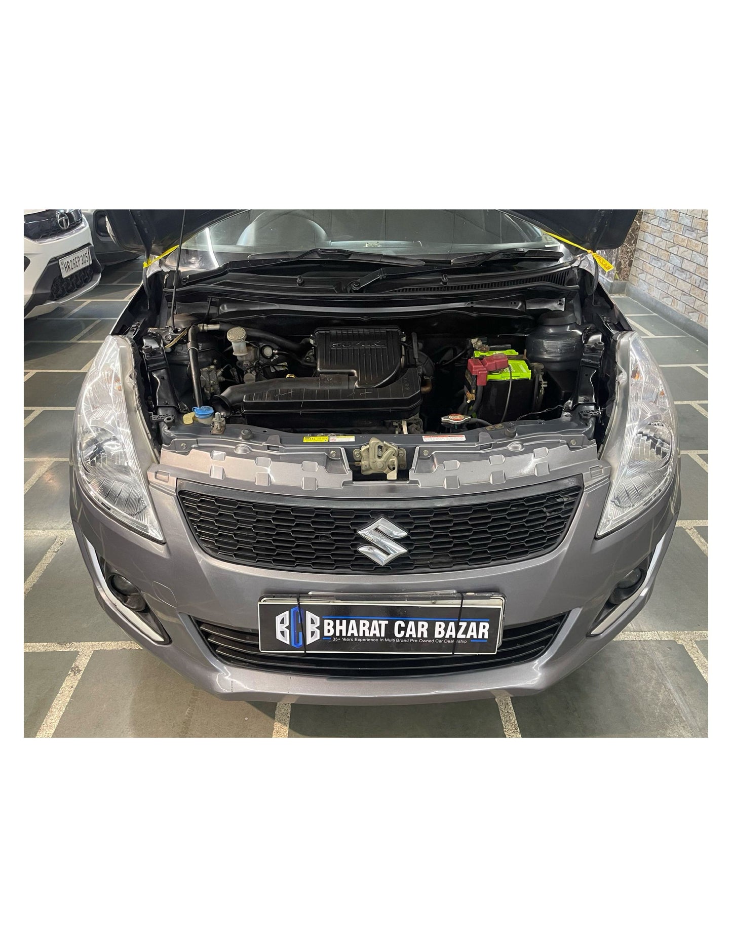 12,000 KMS MARUTI SWIFT LXI (O) 1.2 PETROL (2017)