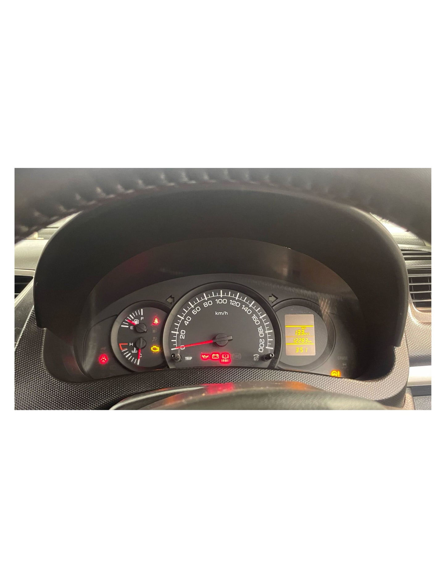 12,000 KMS MARUTI SWIFT LXI (O) 1.2 PETROL (2017)