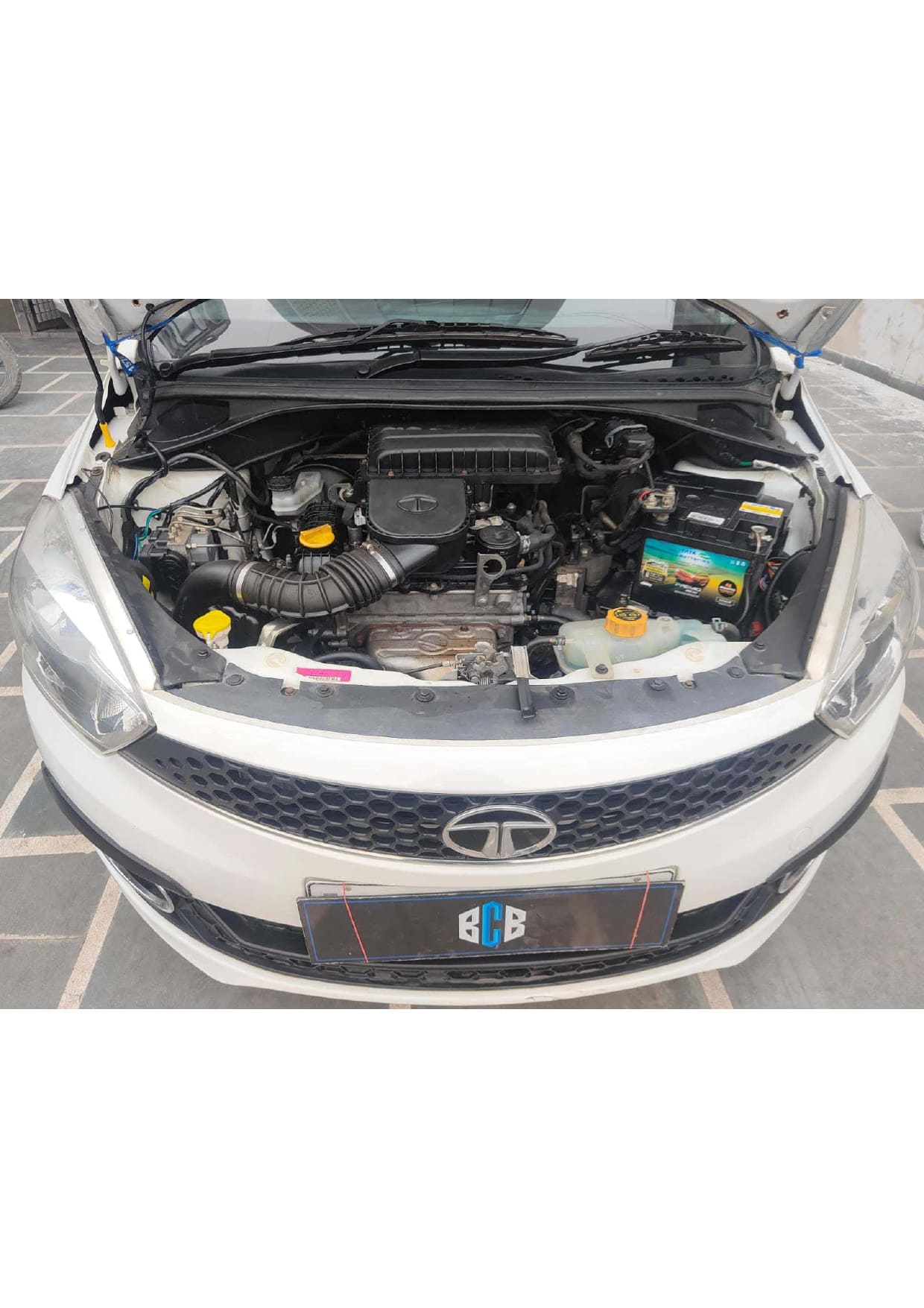 TATA TIAGO XZA 1.2 AUTOMATIC PETROL (2019)