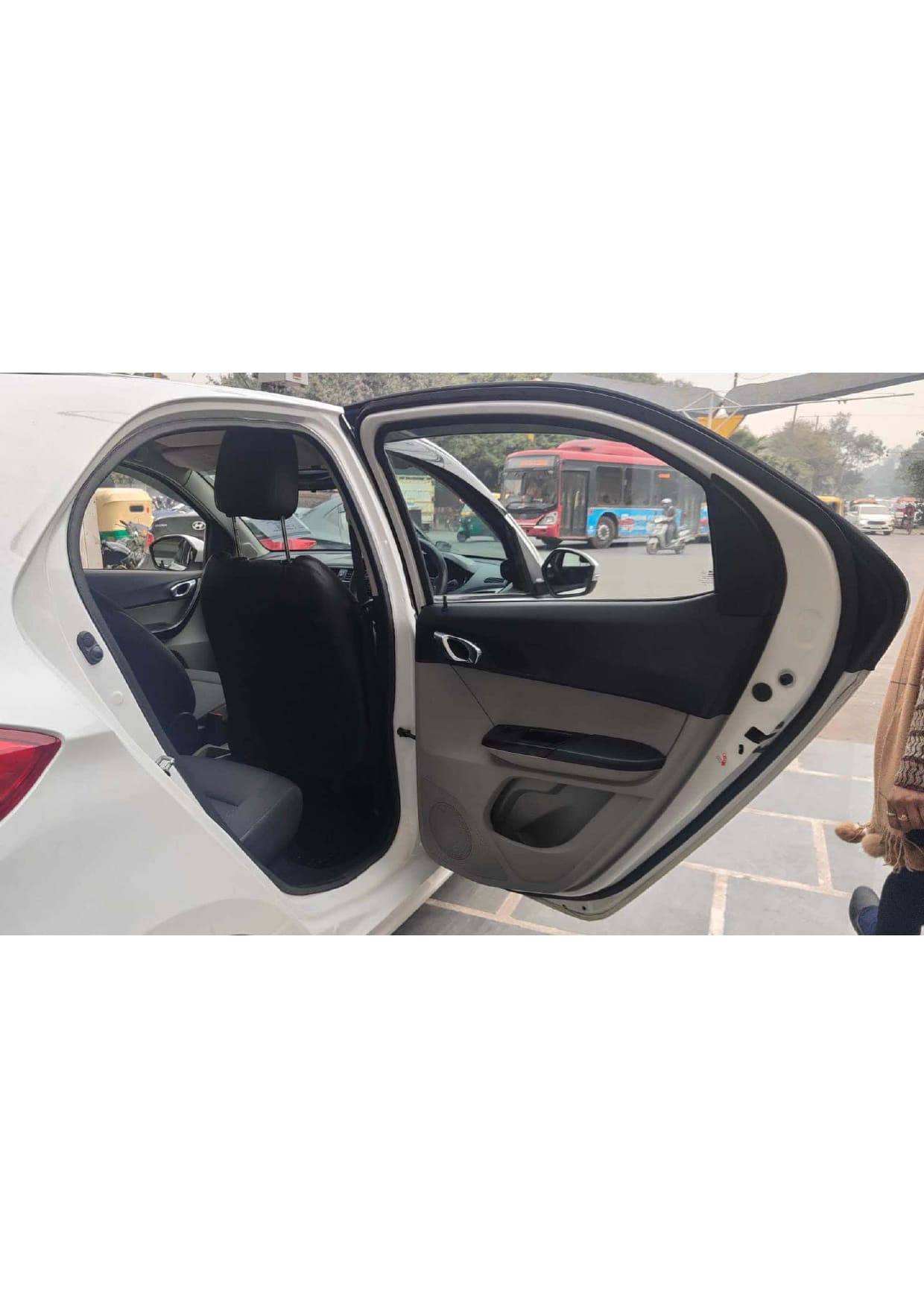 TATA TIAGO XZA 1.2 AUTOMATIC PETROL (2019)